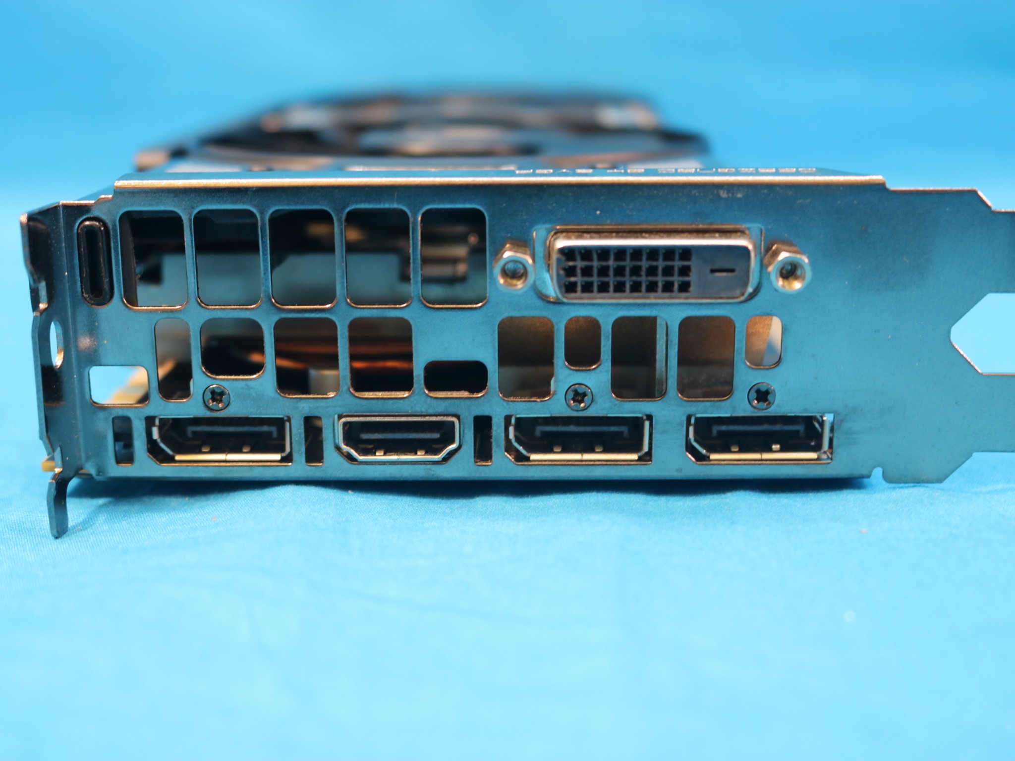 EVGA NVIDIA GeForce GTX 1070 SC ACX 3.0 8GB GDDR5 PCIe 3.0 x16 Desktop GPU 08G-P4-5173-KR