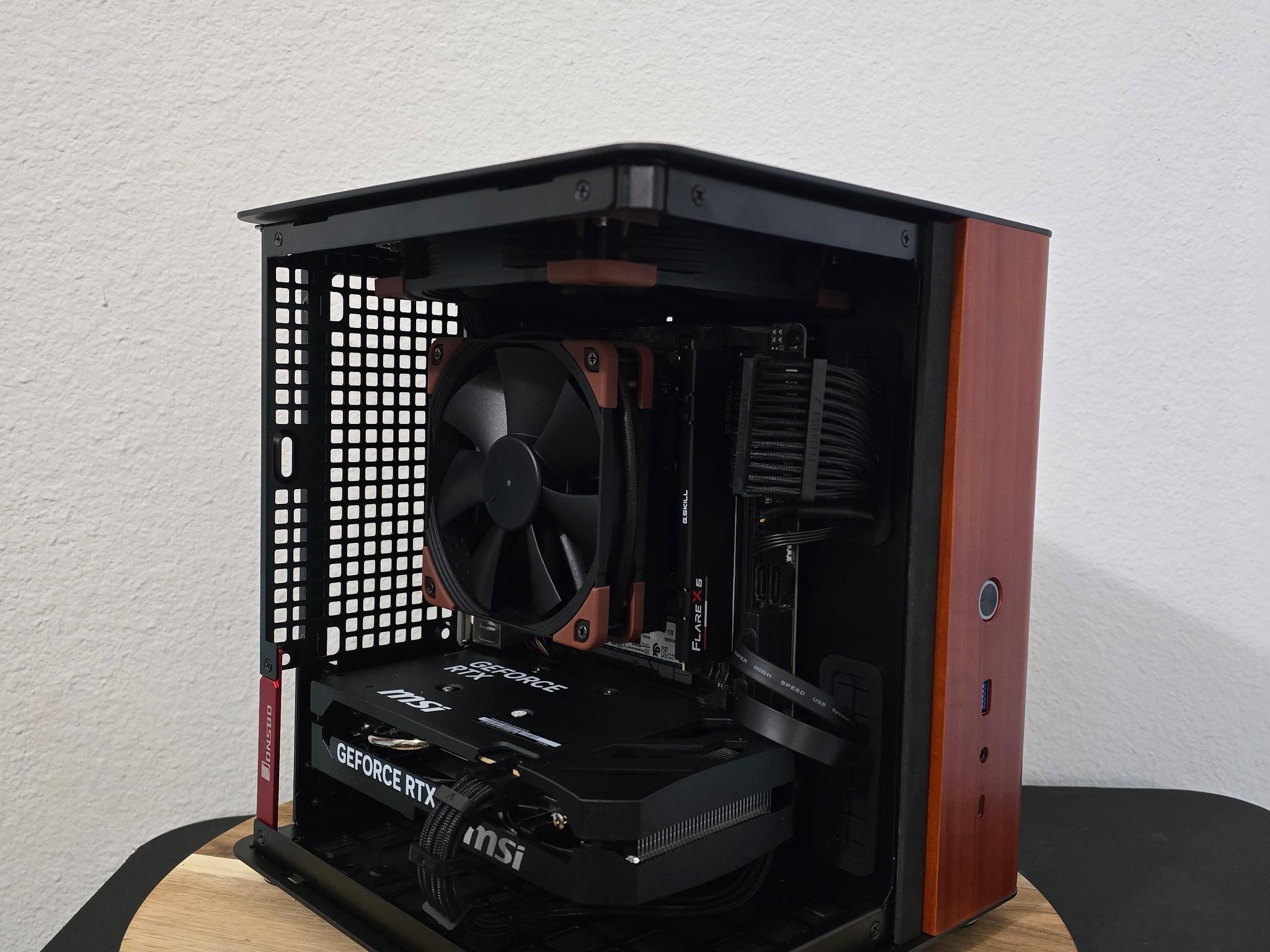 ITX Gaming PC |Ryzen 5 7600X |RTX 5060|16GB DDR5|1TBSSD|750W psu|
