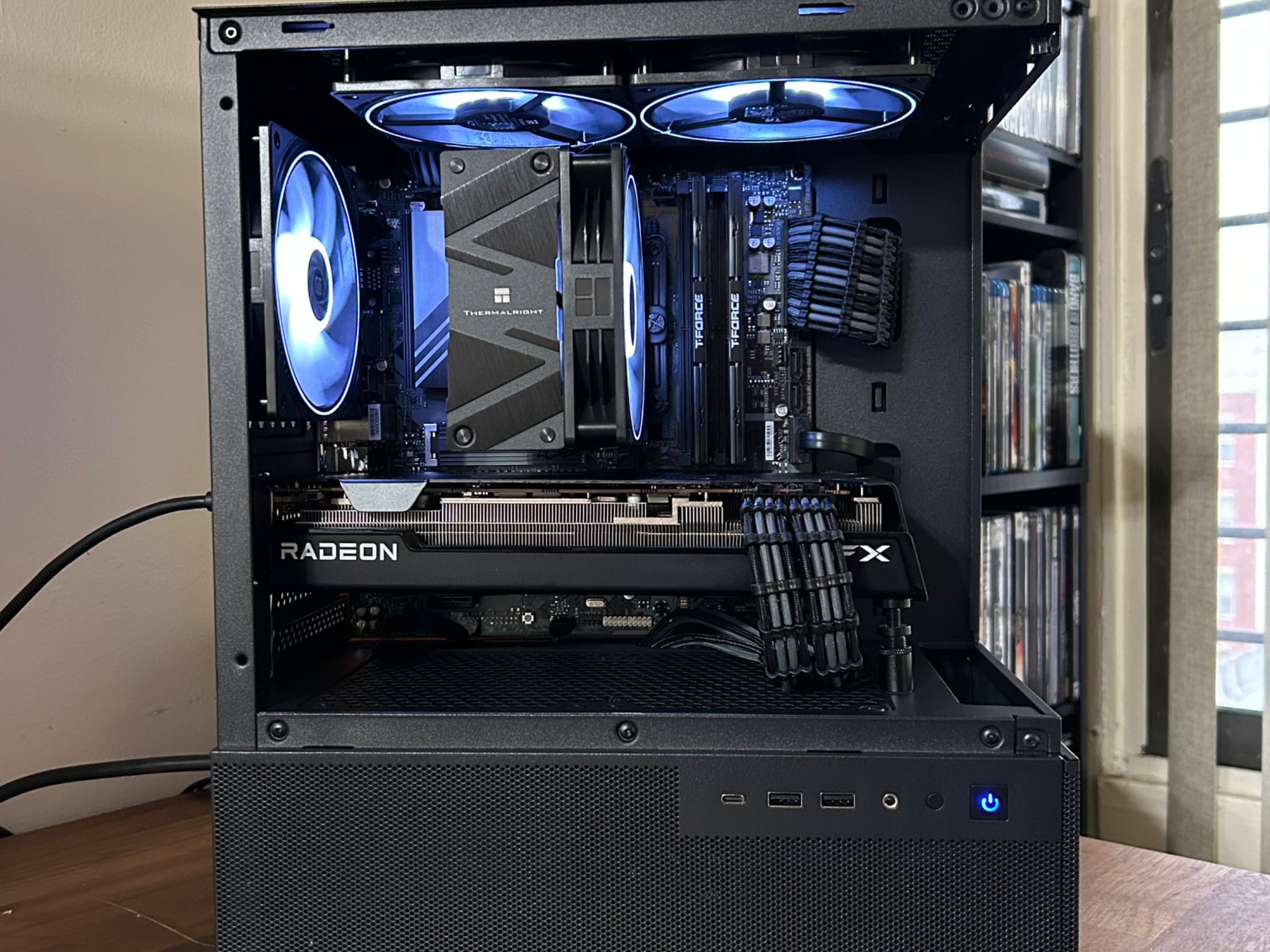 *SALE* RX 7700XT | Intel i5 12400 | 32GB DDR5 | 1TB SSD | The Dark Officer Elite RX