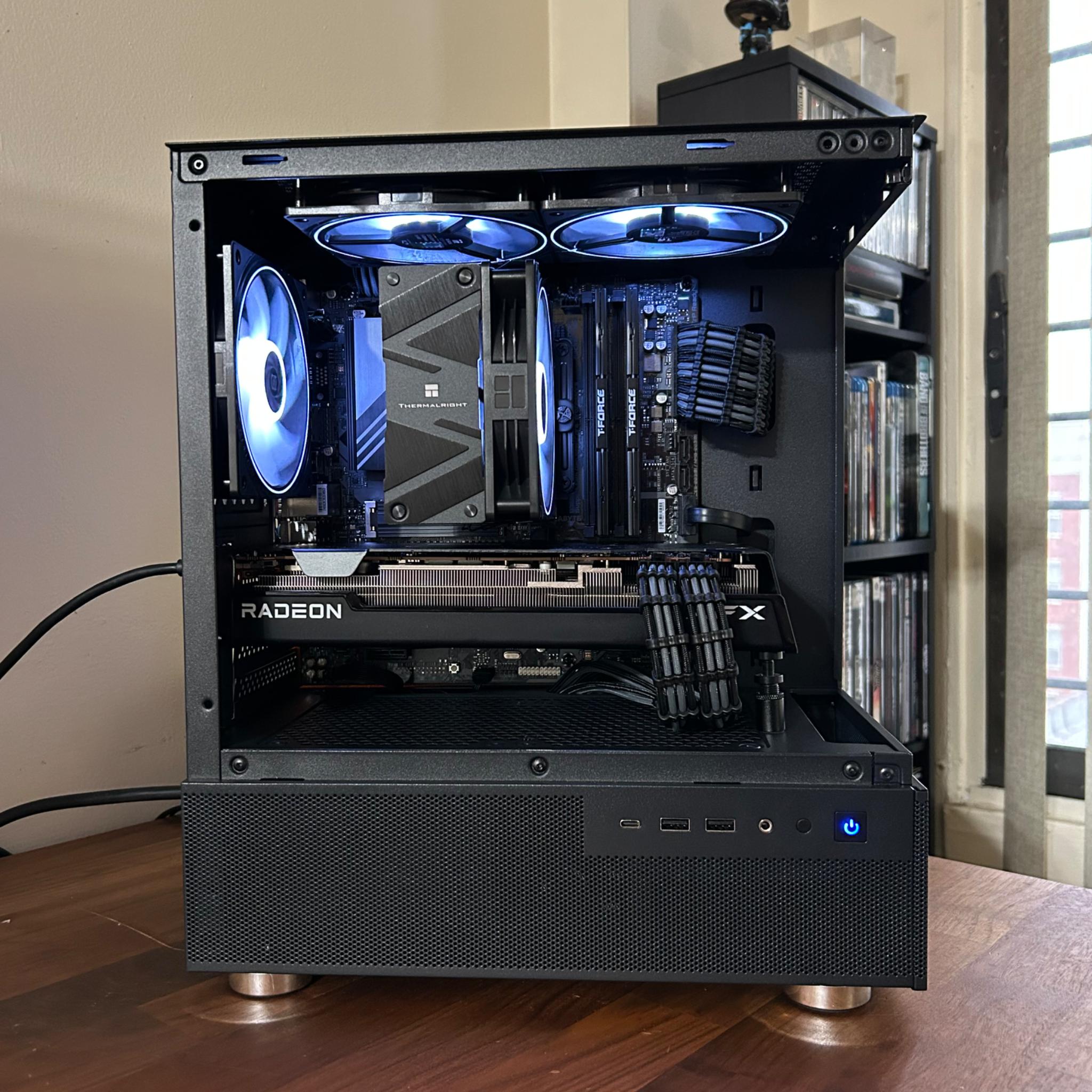 *SALE* RX 7700XT | Intel i5 12400 | 32GB DDR5 | 1TB SSD | The Dark Officer Elite RX