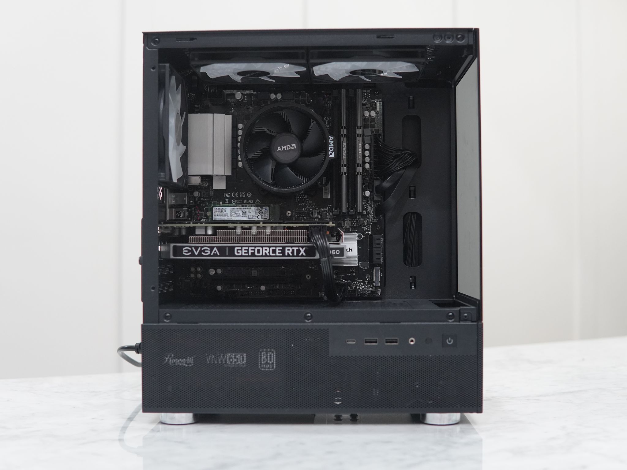 GeForce RTX 2060 Super Custom Gaming PC - Ryzen 5 3600