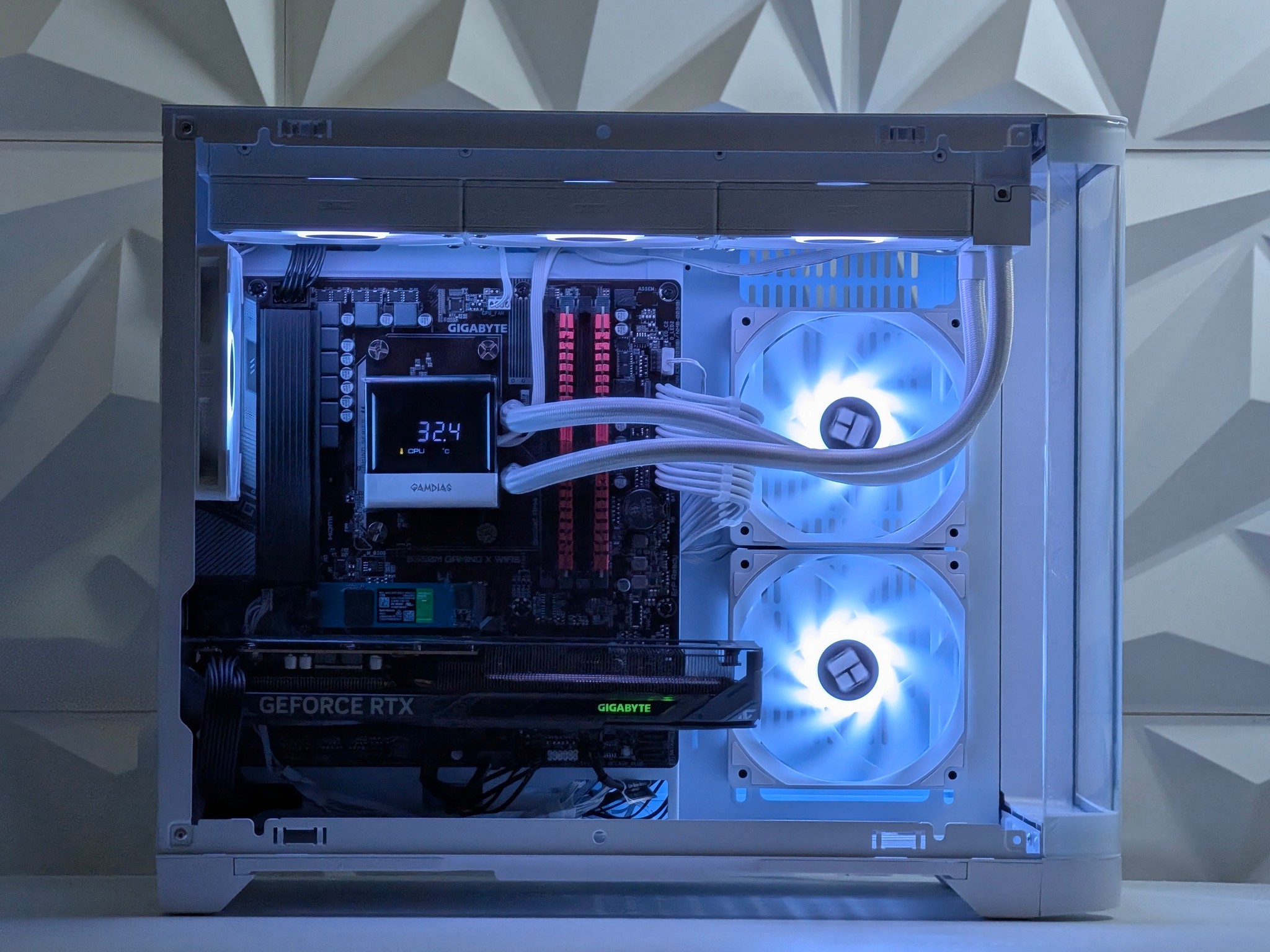 Liquid Cooled Gaming PC | RTX 5060 / Ryzen 5 / 16GB DDR4 / 1TB NVMe / Wi-Fi