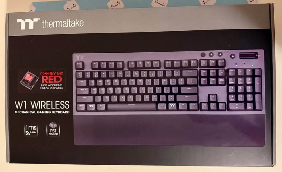 BNIB (Cherry MX Red) W1 WIRELESS Thermaltake Gaming Keyboard