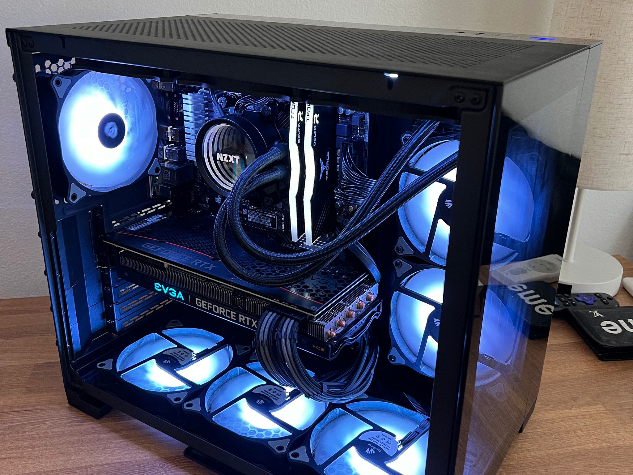 RTX 3070 | Ryzen 7 5700x | 32gb ram | 1tb m.2 | Gaming PC