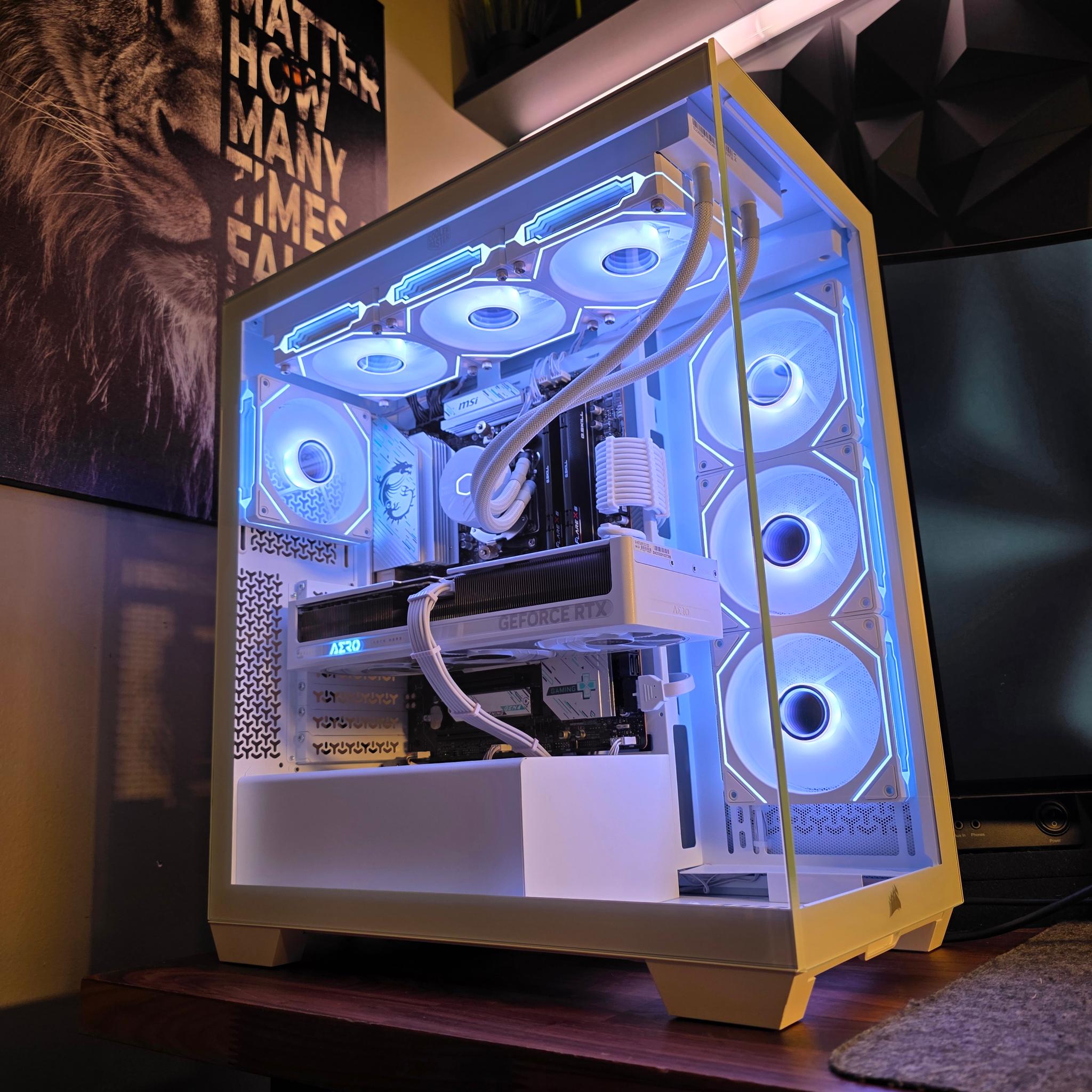 RTX 5070 + RYZEN 5 9600X DDR5 PC