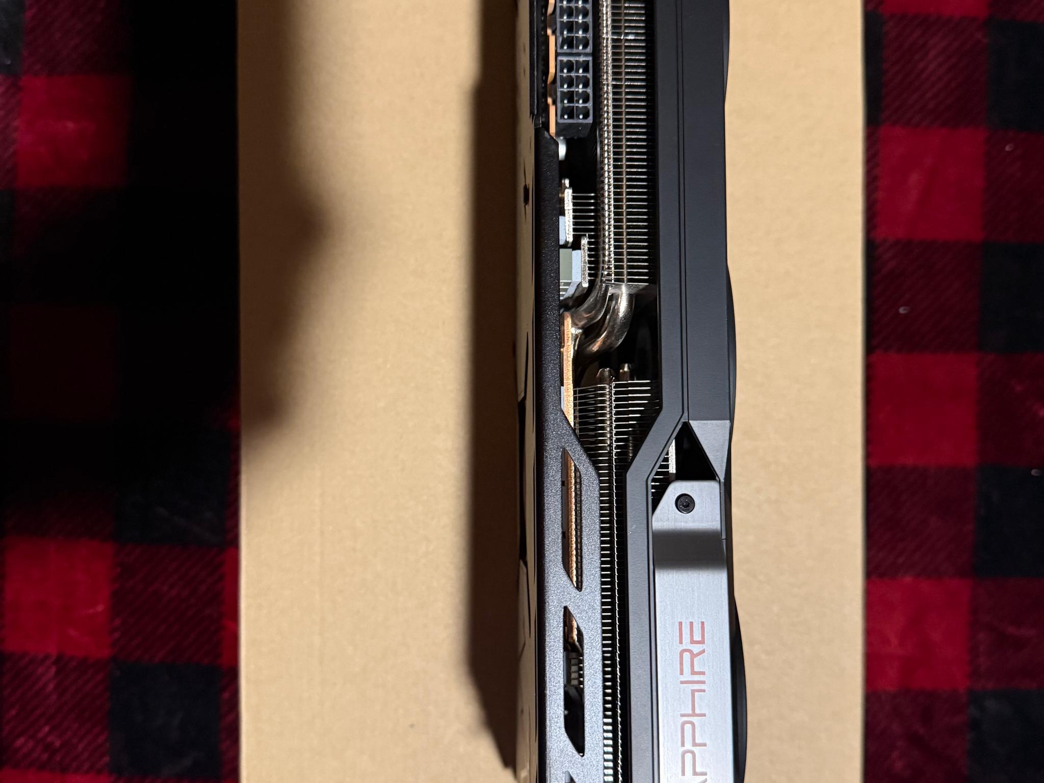 Sapphire PULSE Radeon RX 7900 XTX