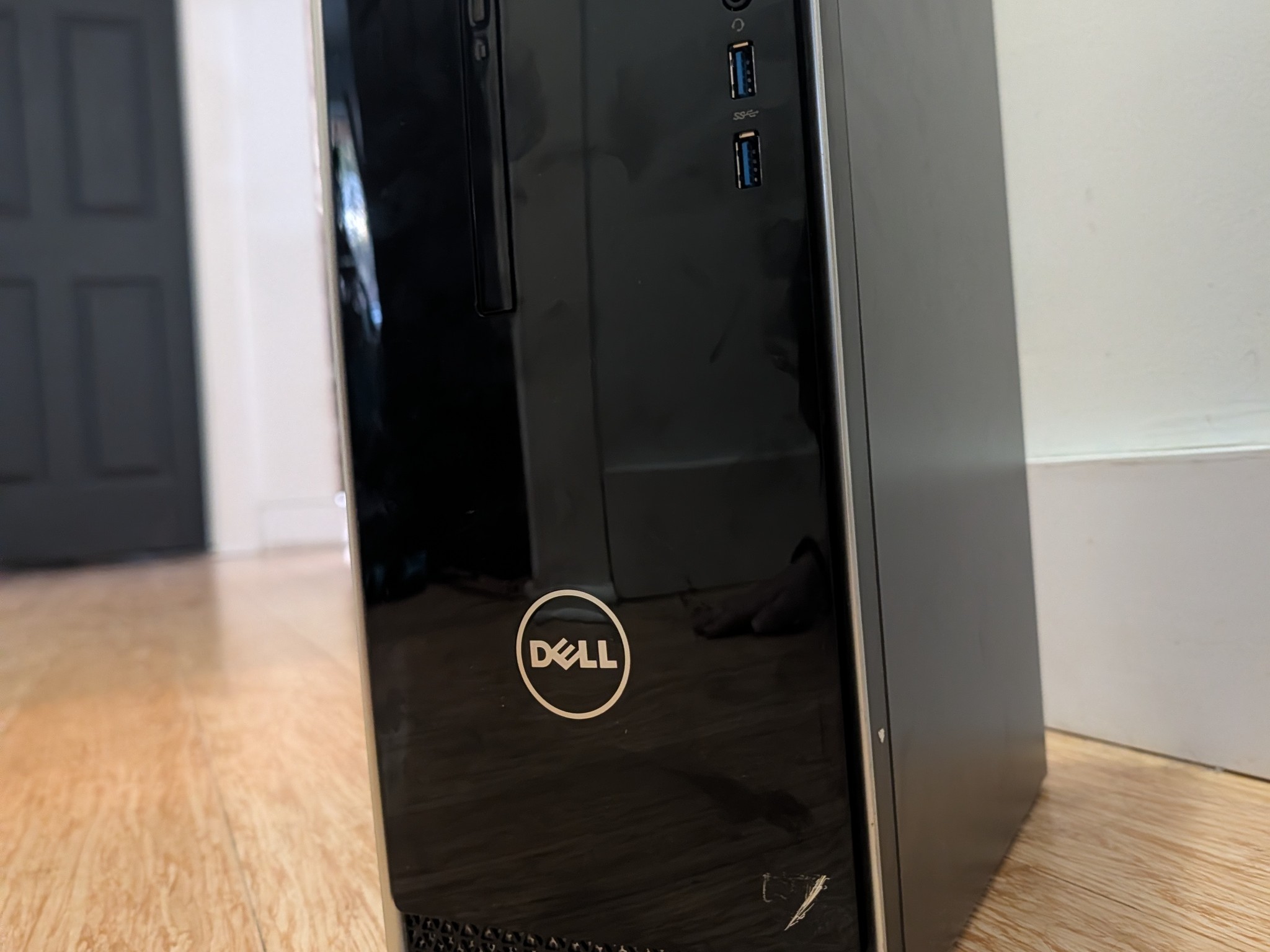 Upgraded Dell Inspiron| I5 6400 | GTX 745| 8GB RAM| 128GB SSD |