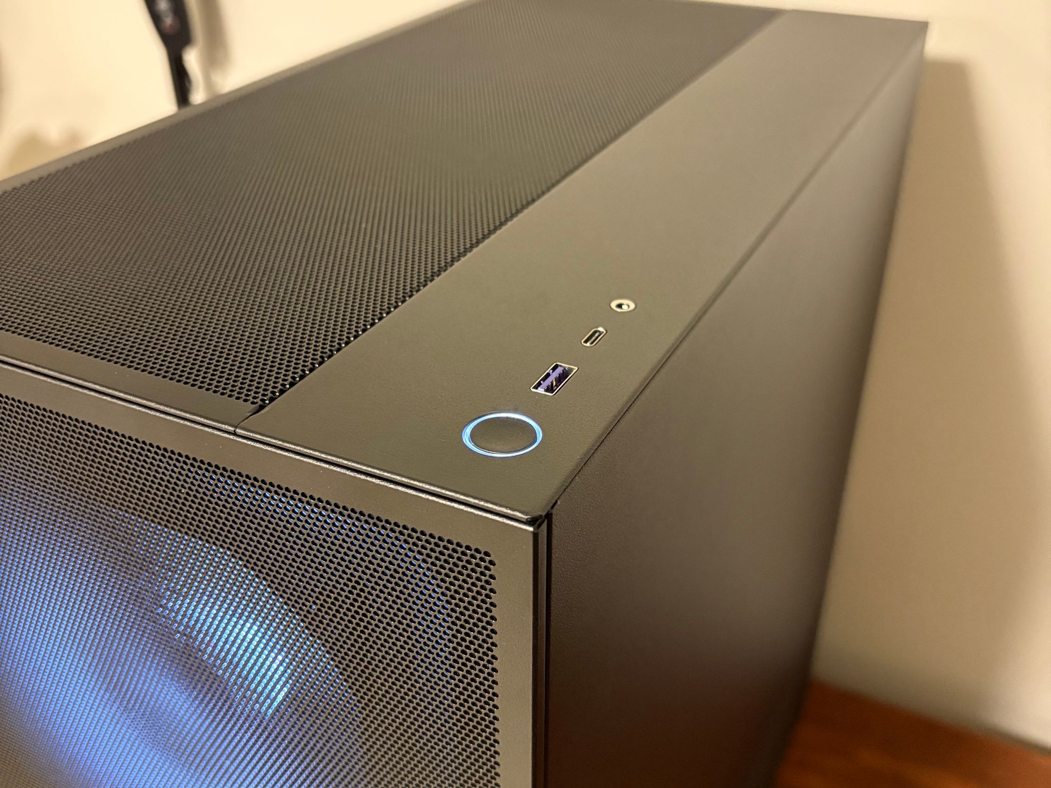 RTX 5070 | Ryzen 7 5800XT | 32GB DDR4 | 1TB NVMe | 750W Gold | NZXT H5 Flow (2024)