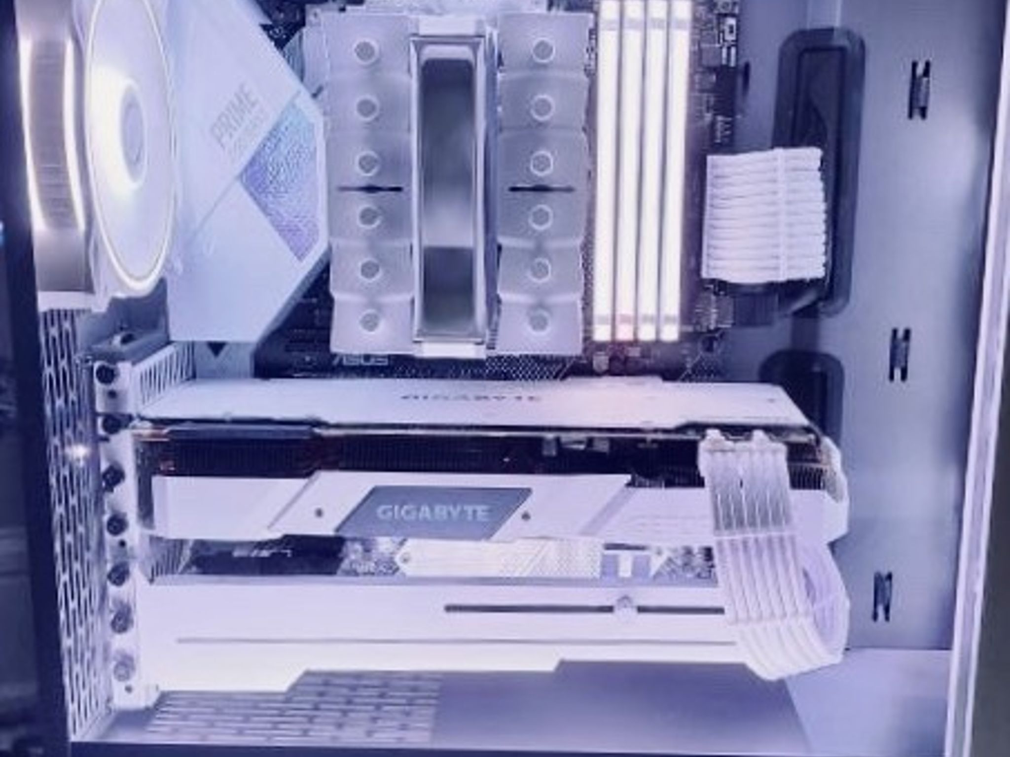 Great Mid-range Gaming PC - i7 9700K | RTX 2070 Super | 32GB DDR4 | Custom PSU Cables