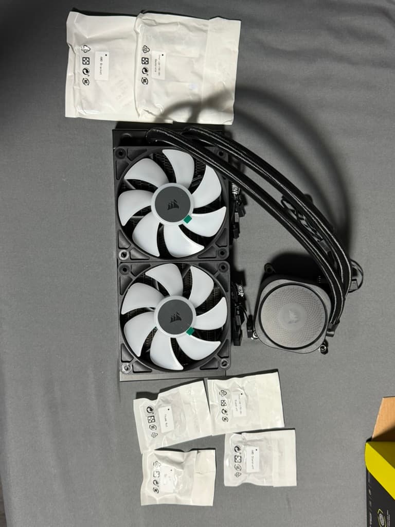 CORSAIR Nautilus 240 RS ARGB Liquid CPU Cooler Black ‎CW-9060092-WW