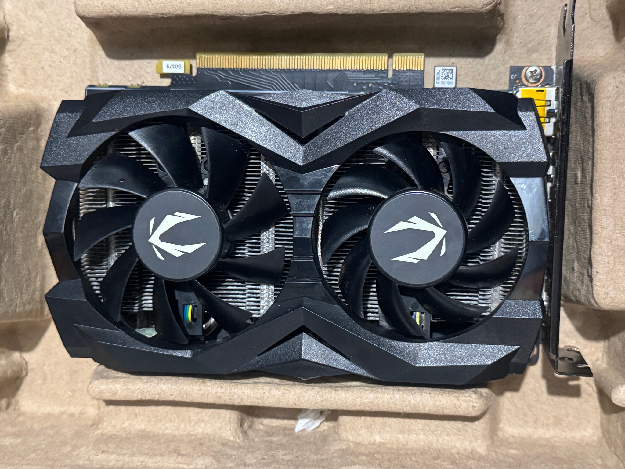 Zotac GAMING Twin Fan GeForce GTX 1660 SUPER