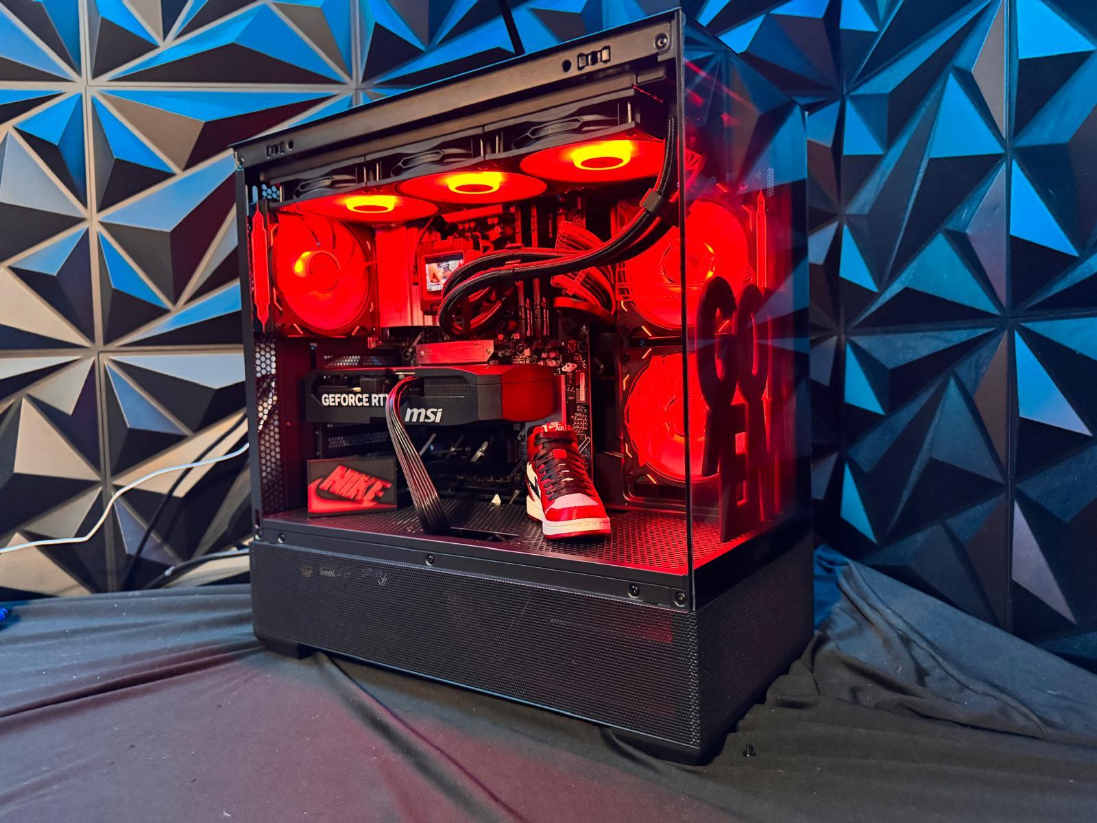 👟The Sneaker Head 👟| Ryzen 7700X | RTX 5070| 64 GB DDR5| 2 TB NVMe SSD| 850W PSU