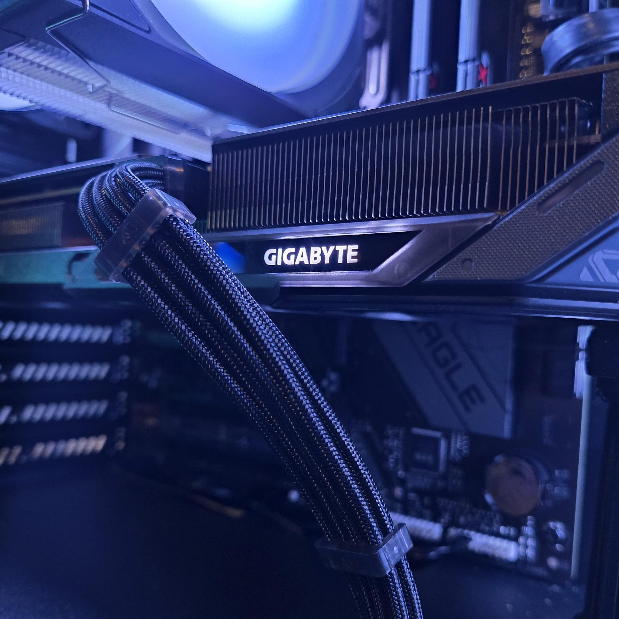 🎮Compact 1080p/1440p PC🖥️|Ryzen 5 7500F|RX 9060XT 16GB|1TB NVME|32GB DDR5|Wifi/Bt|Win 11 | 🎮🖥️