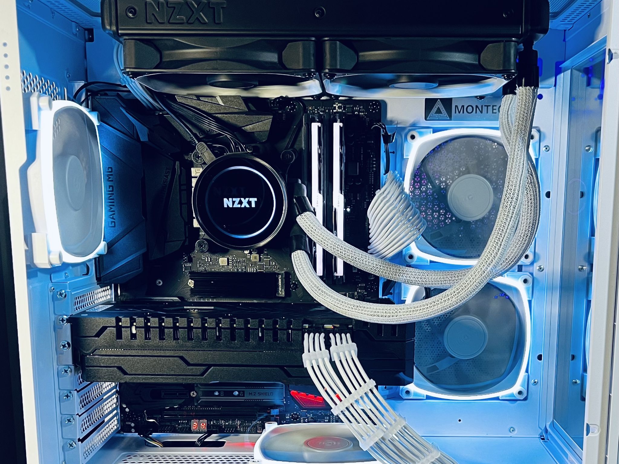 Intel i7 7700k/ RX 5700xt Gaming PC