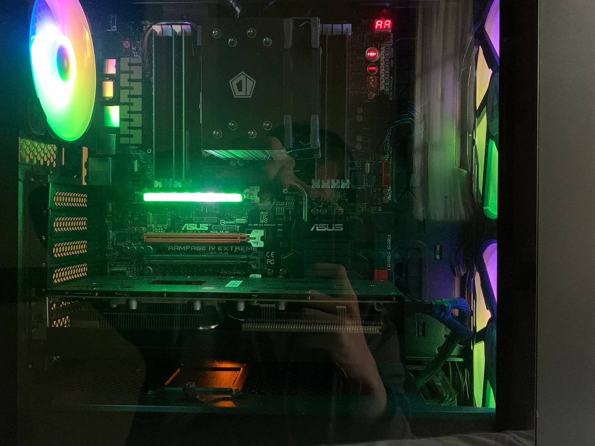 Xeon rampage IV extreme, RX 5700XT, (i7 equivalent OC)