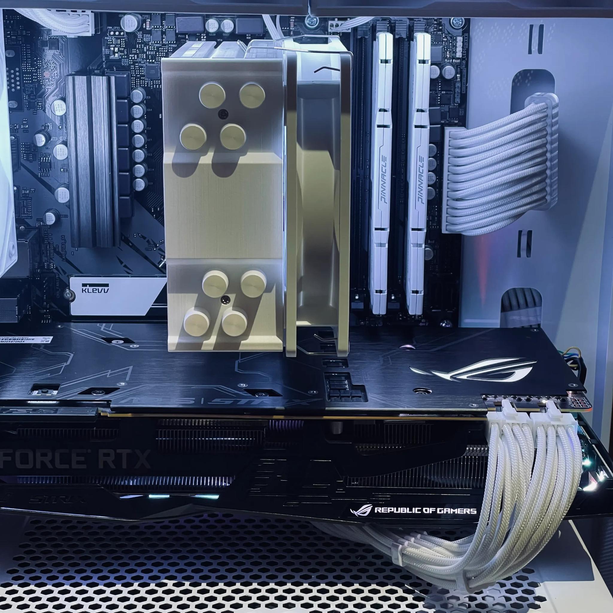 White Gaming PC (Zero Build Fee) | RTX 2080 | Ryzen 5 | 16 GB DDR4 | 1 TB NVME