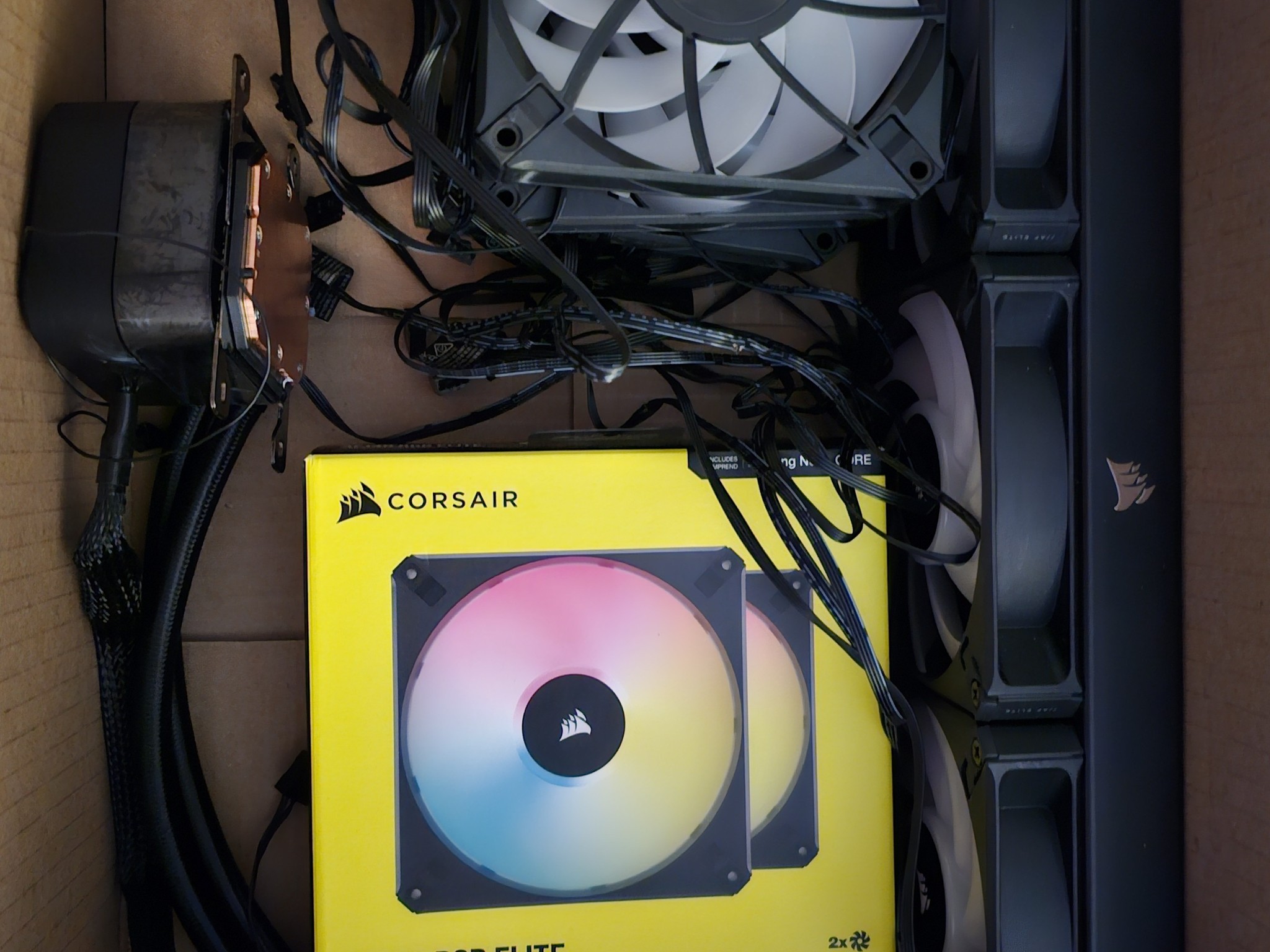 Corsair iCUE H150i Elite Capellix Liquid CPU Cooler - Black version