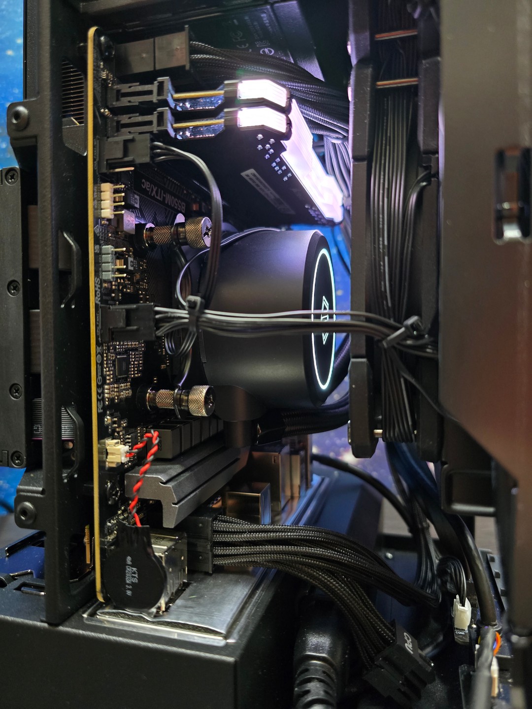 ⚫🚀 CUSTOM SFF PC | RTX 4060 TI | RYZEN 5 5500 | B550 ITX | 16GB