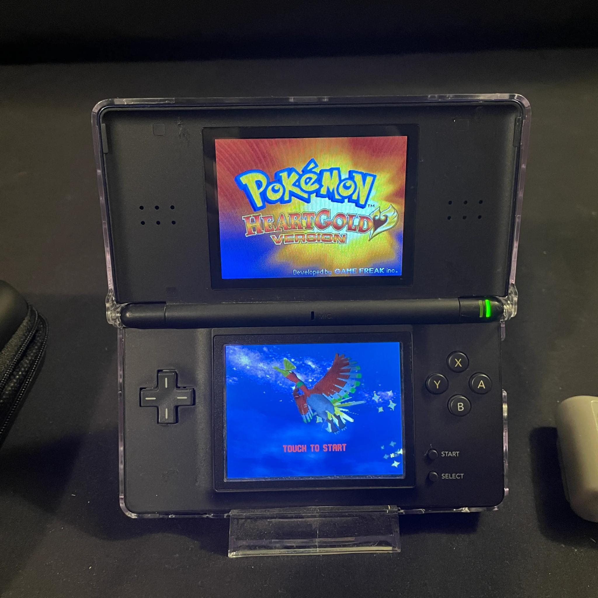 Nintendo Ds Lite 64gb With Games, Case And Accesories