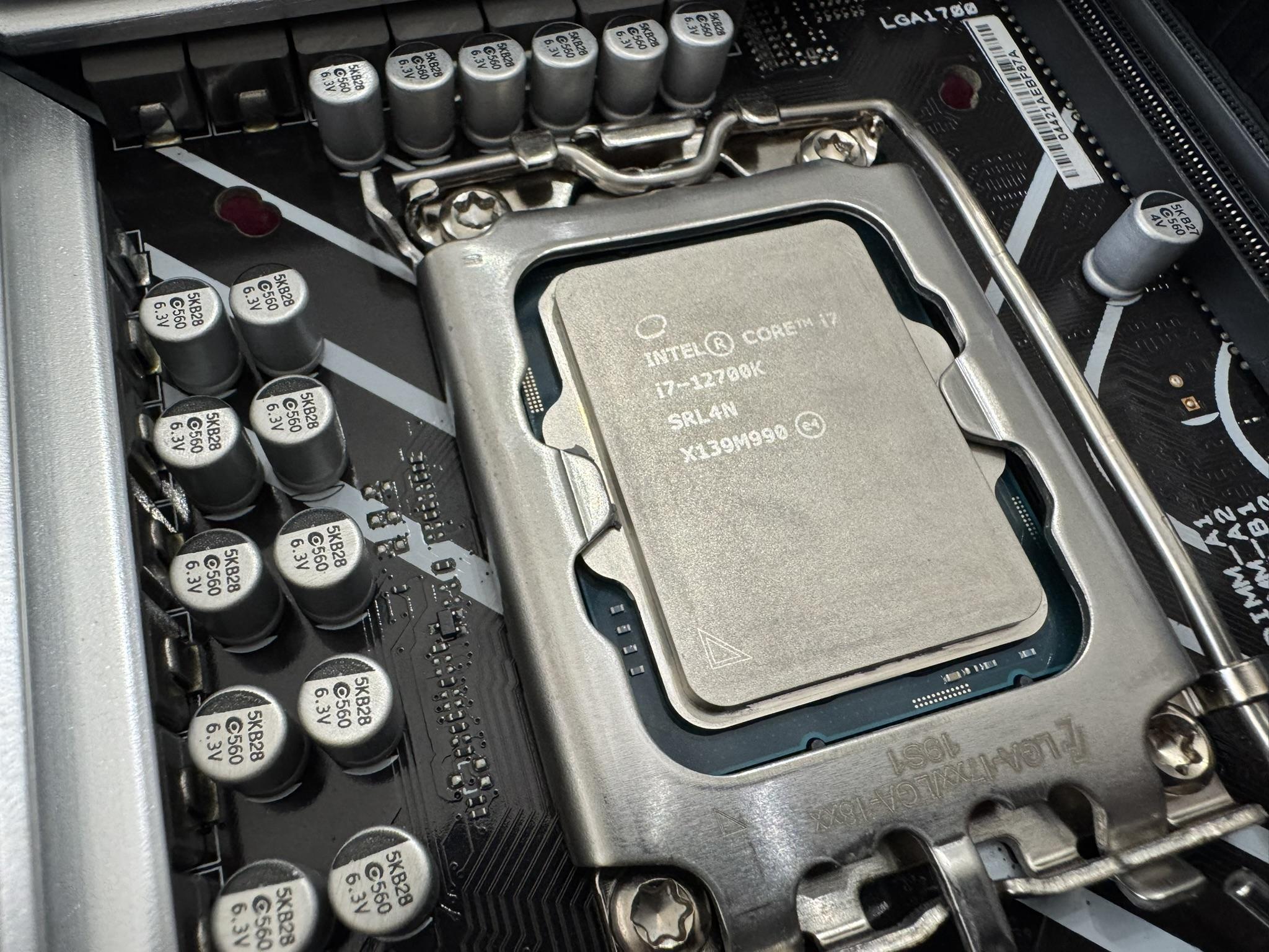 Intel i7 12700K | ASUS Prime Z790-V WiFi Intel LGA 1700 | 32Gb DDR4 | Bundle