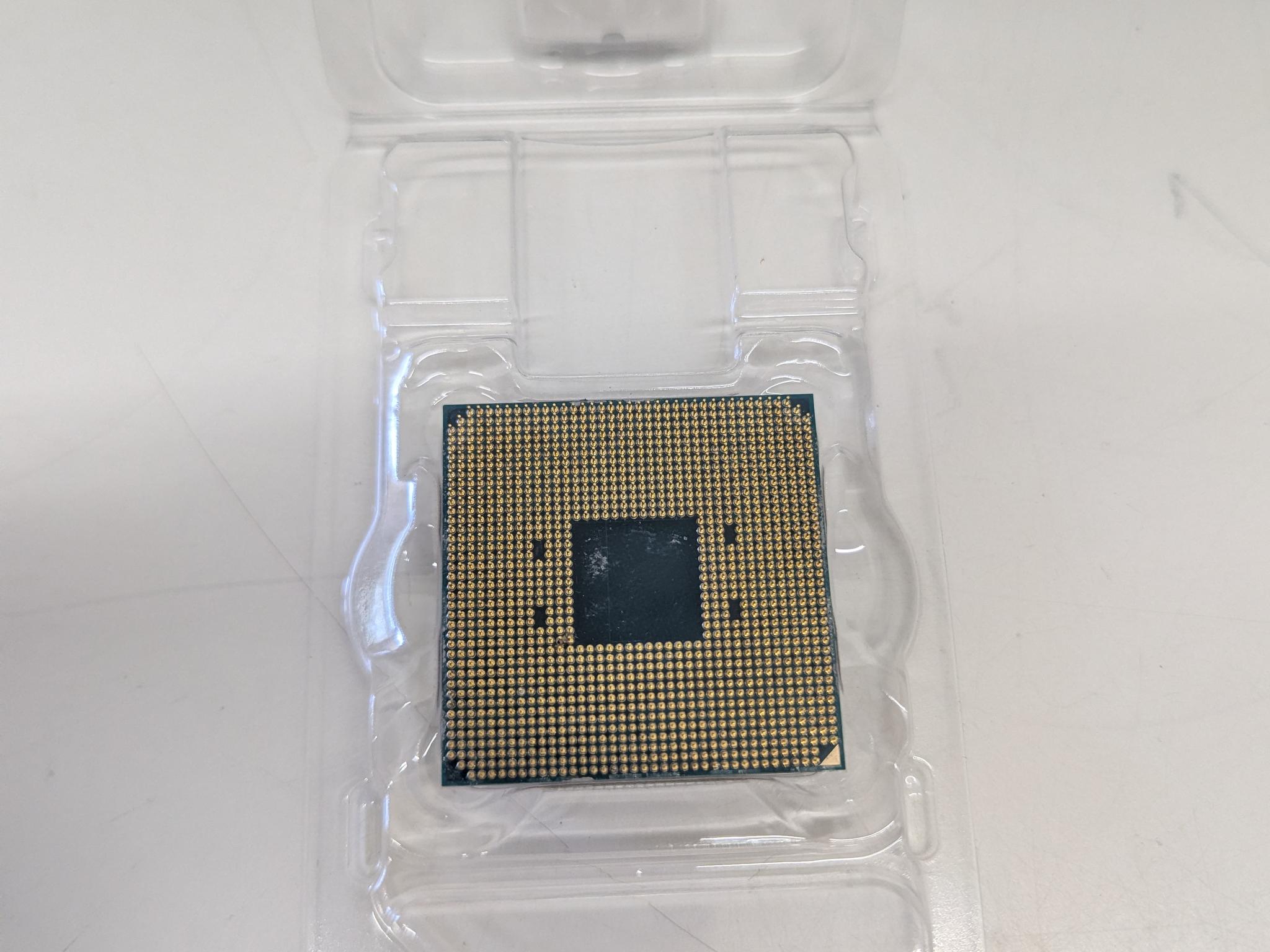 AMD Ryzen 7 3800X