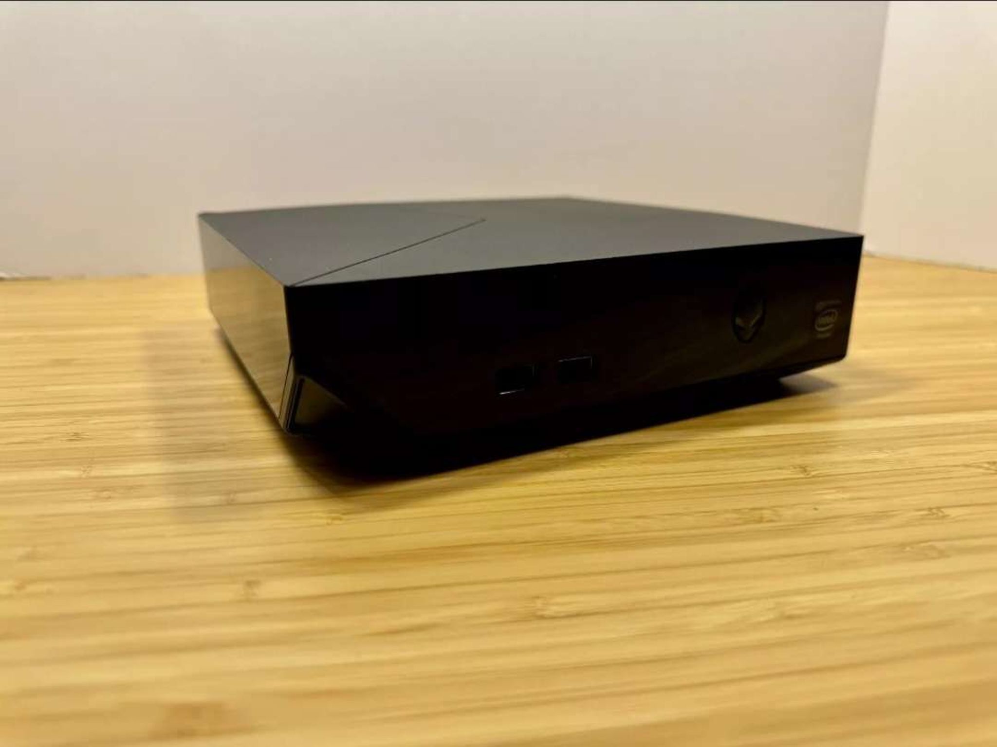 Dell Alienware Alpha R1 D07U i3 4130T, 16GB RAM, GTX 860M and a 240GB SSD