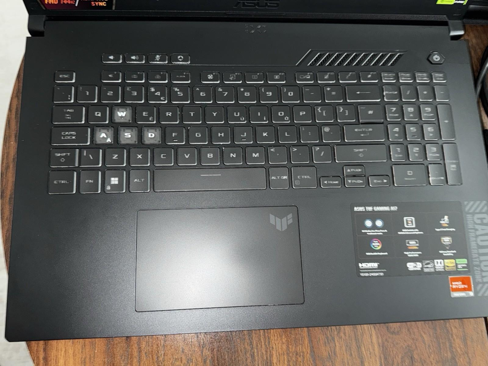 ASUS TUF Gaming A17 FA707XI Ryzen 9 RTX 4070 16GB DDR5 1TB SSD LAPTOP W/ CASE