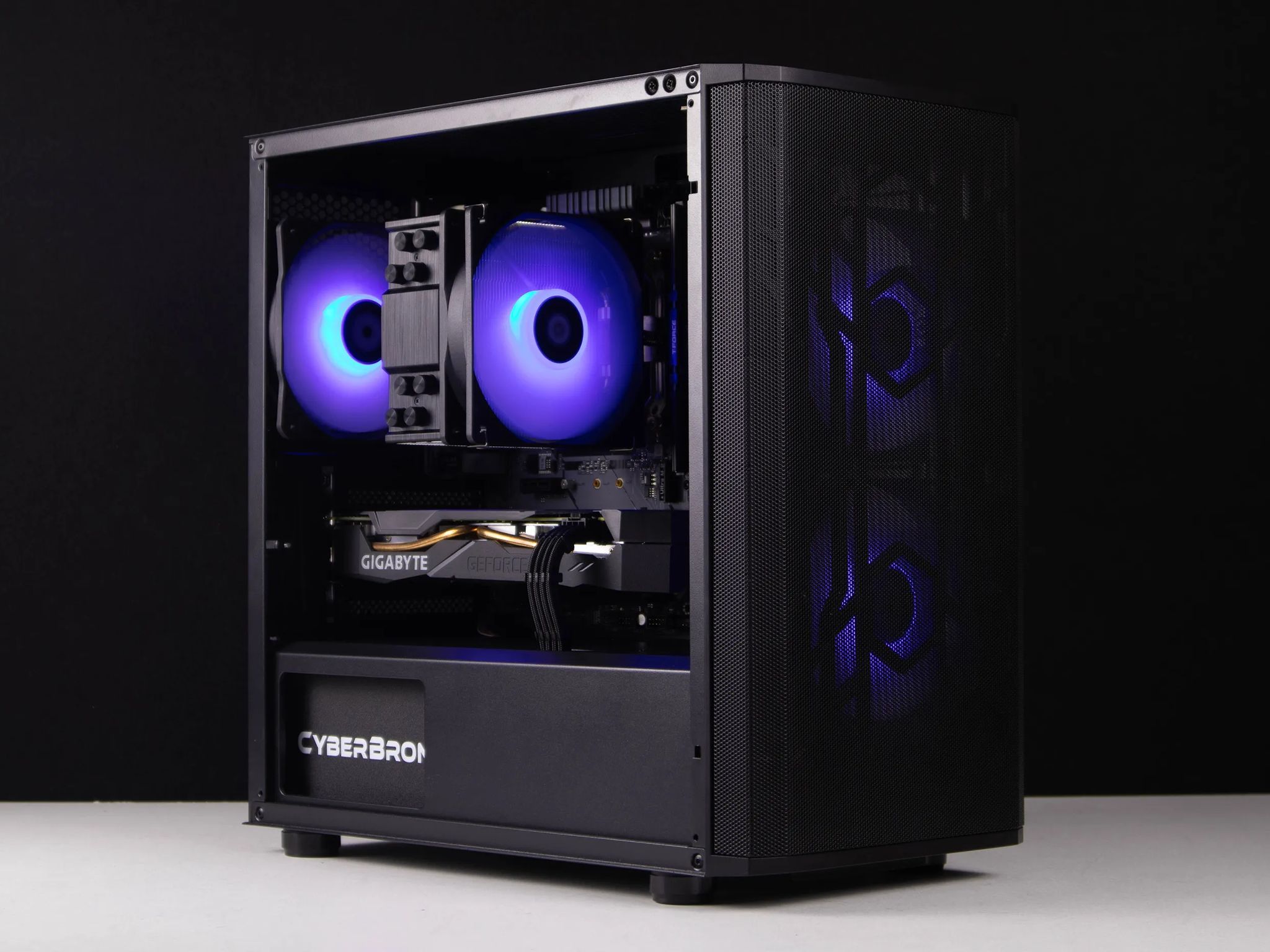 (GTX 1660 Ti | Ryzen 5 1600 | 16gb RAM)