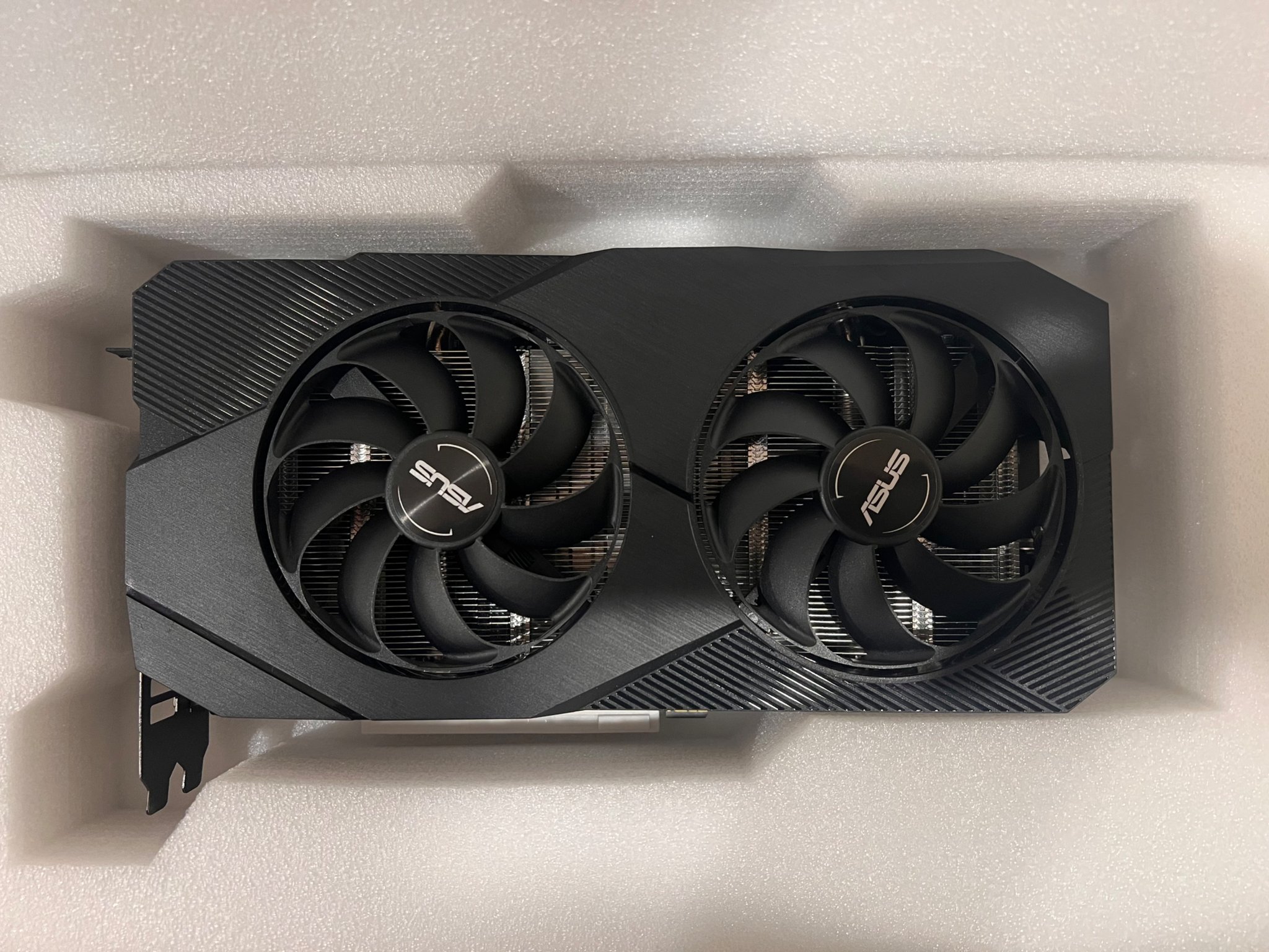 BRAND NEW Asus Dual GeForce RTX 2060 Evo 6gb GDDR6