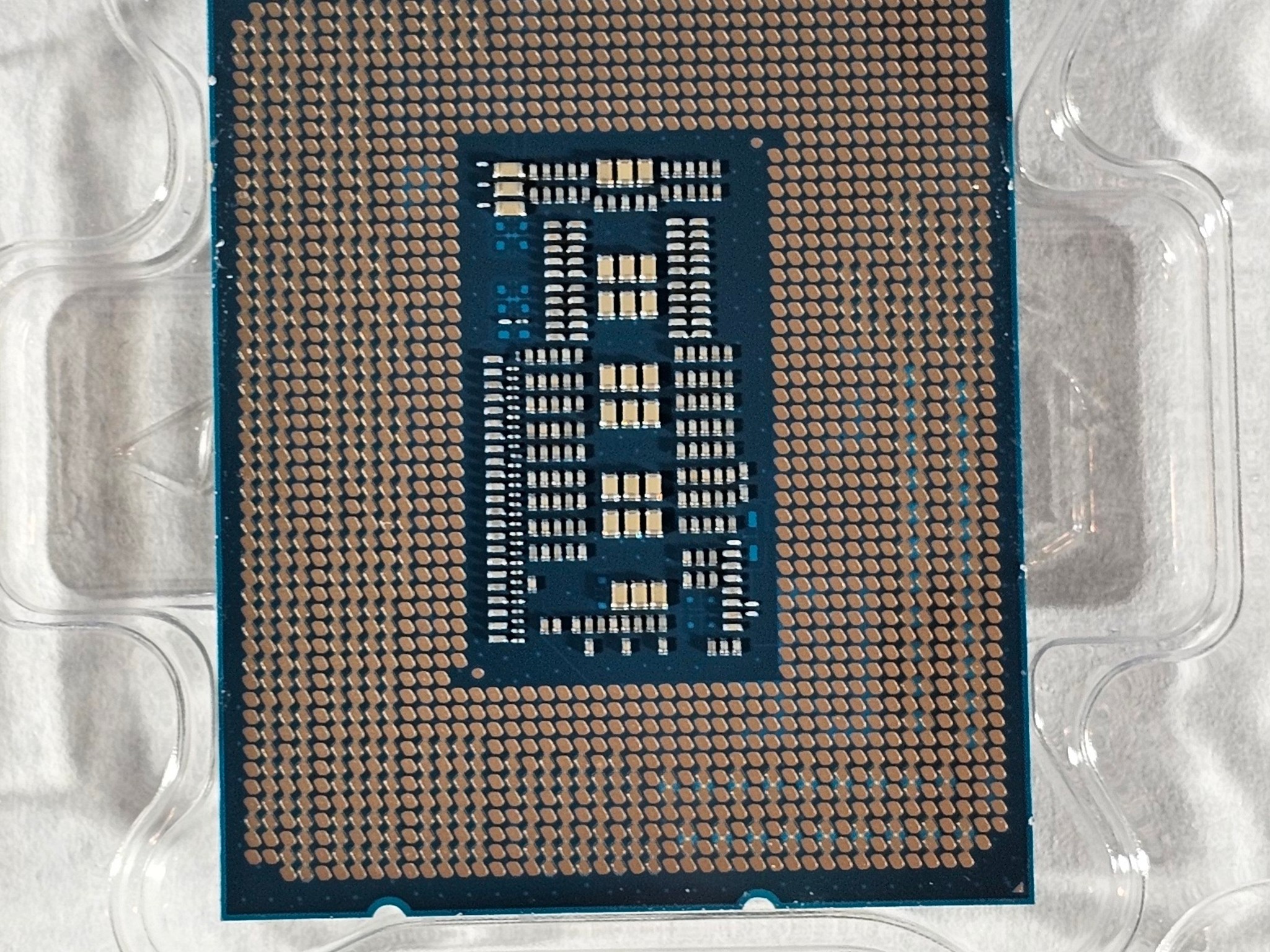 Intel Core i7-14700F LGA1700