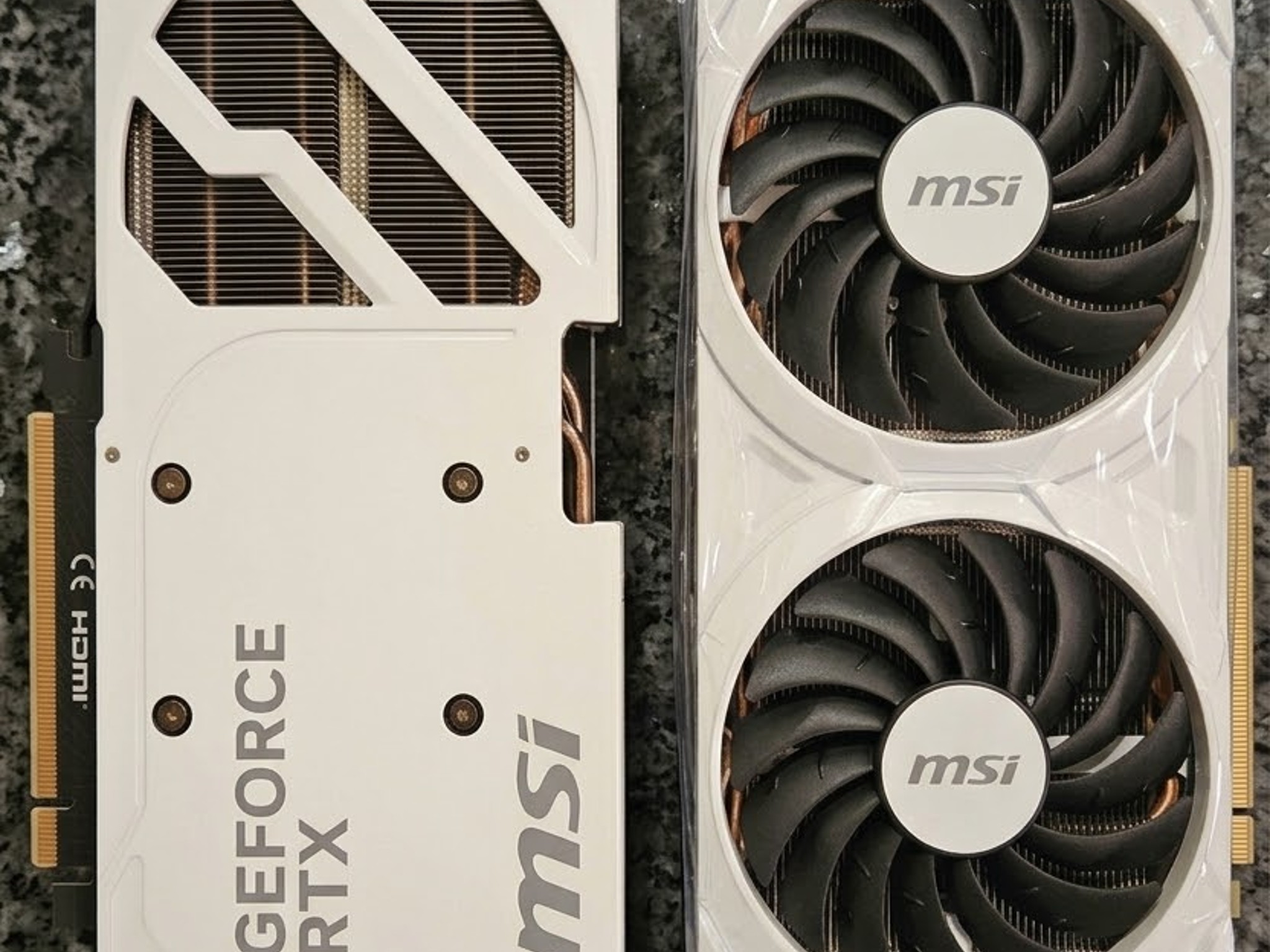 White MSI rtx 5070 shadow 2x oc edition "White"