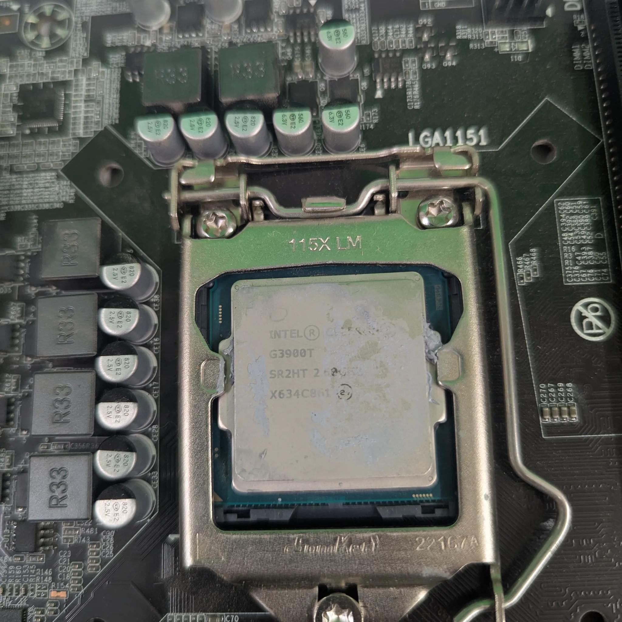 🔹 Combo Motherboard B250C + Intel G3900T CPU + Stock Cooler