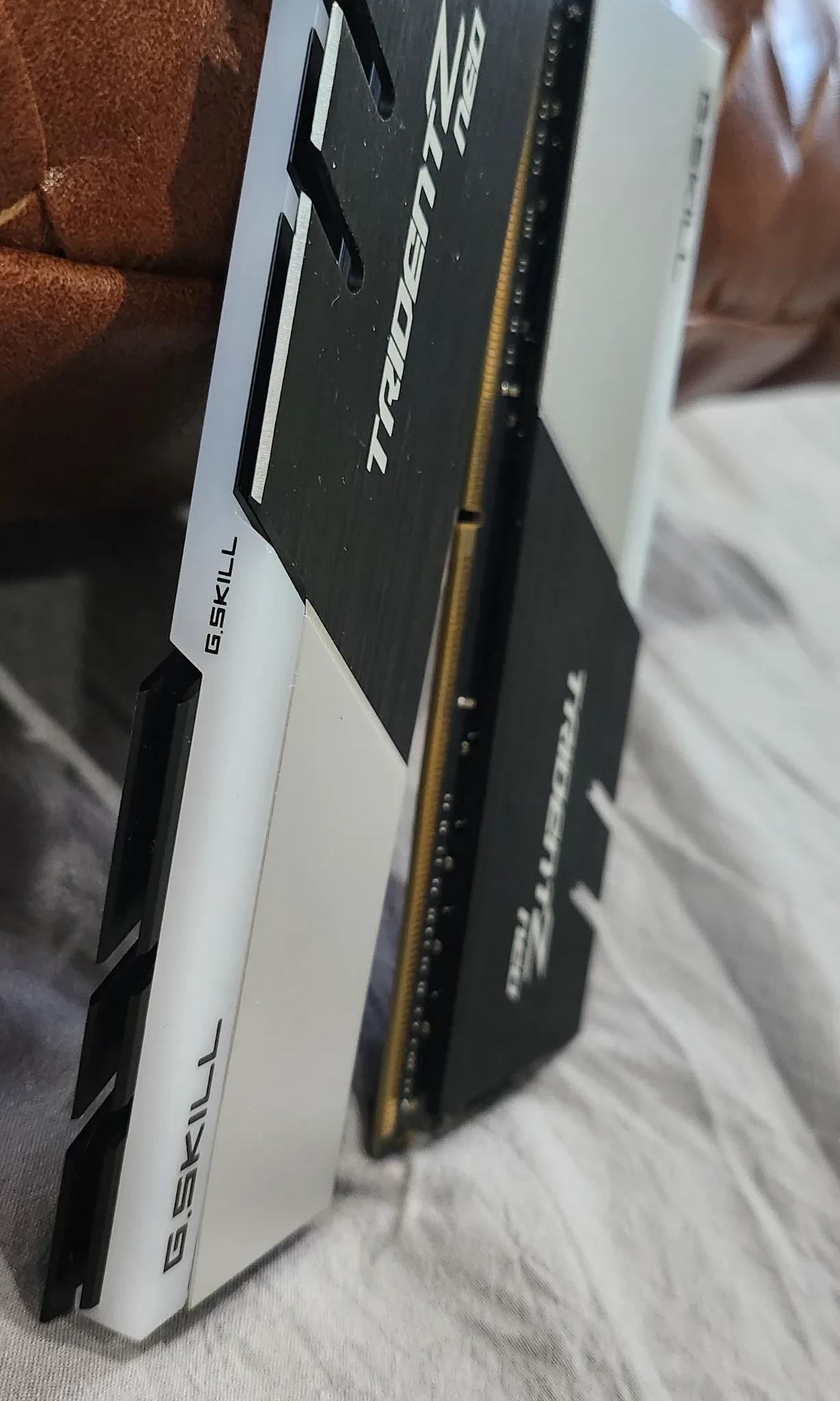 G.Skill Trident Z Neo Series (Intel XMP) DDR4 RAM 64GB (4x16GB) 3600MT/s CL16-19-19-39. Quad-Channel