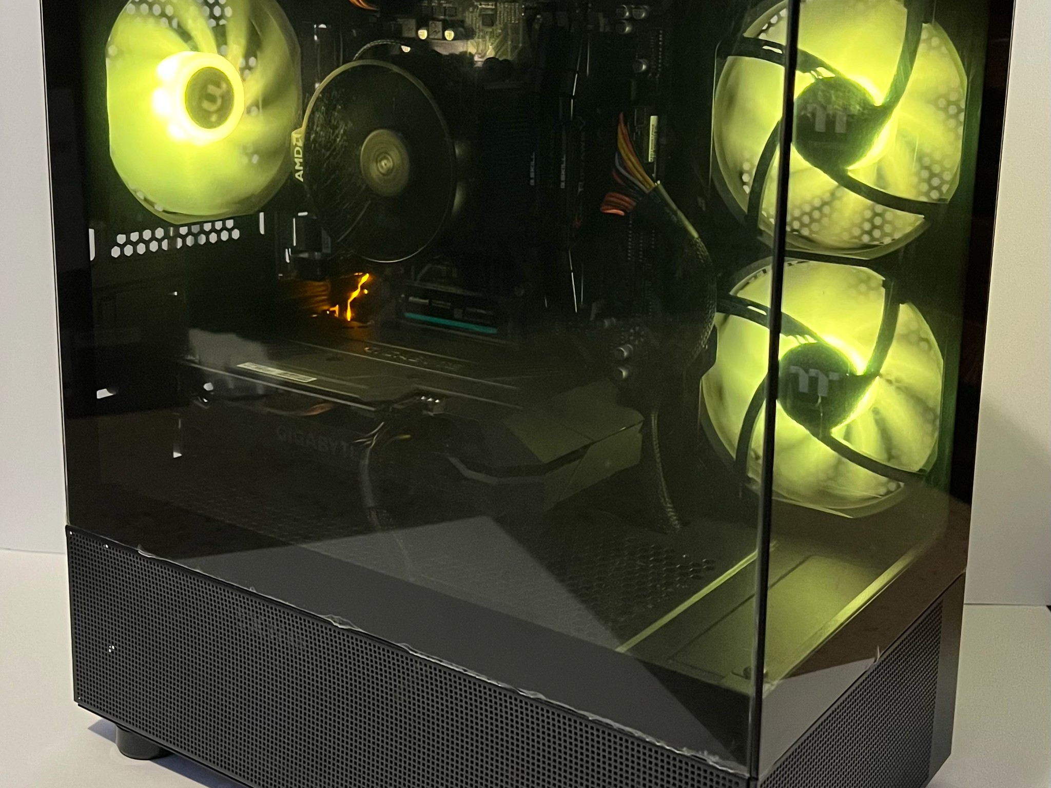 Custom Gaming PC | Ryzen 5 | GTX 1660 Super | 16GB DDR4-3200 | SSD | WIFI | mATX