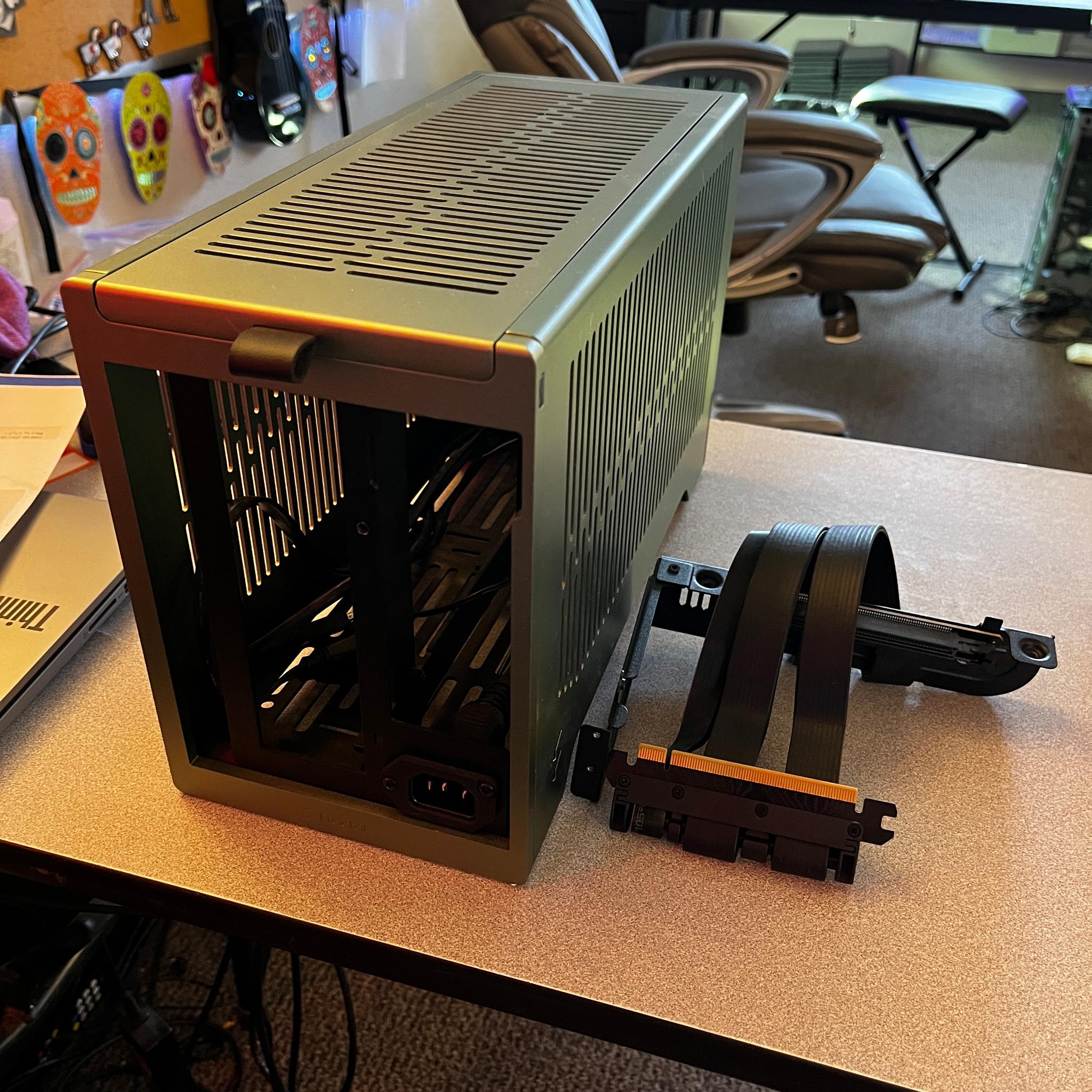 Fractal Design - Terra Jade Mini-ITX Small Form Factor PC Case with PCIe 4.0 Riser - Jade