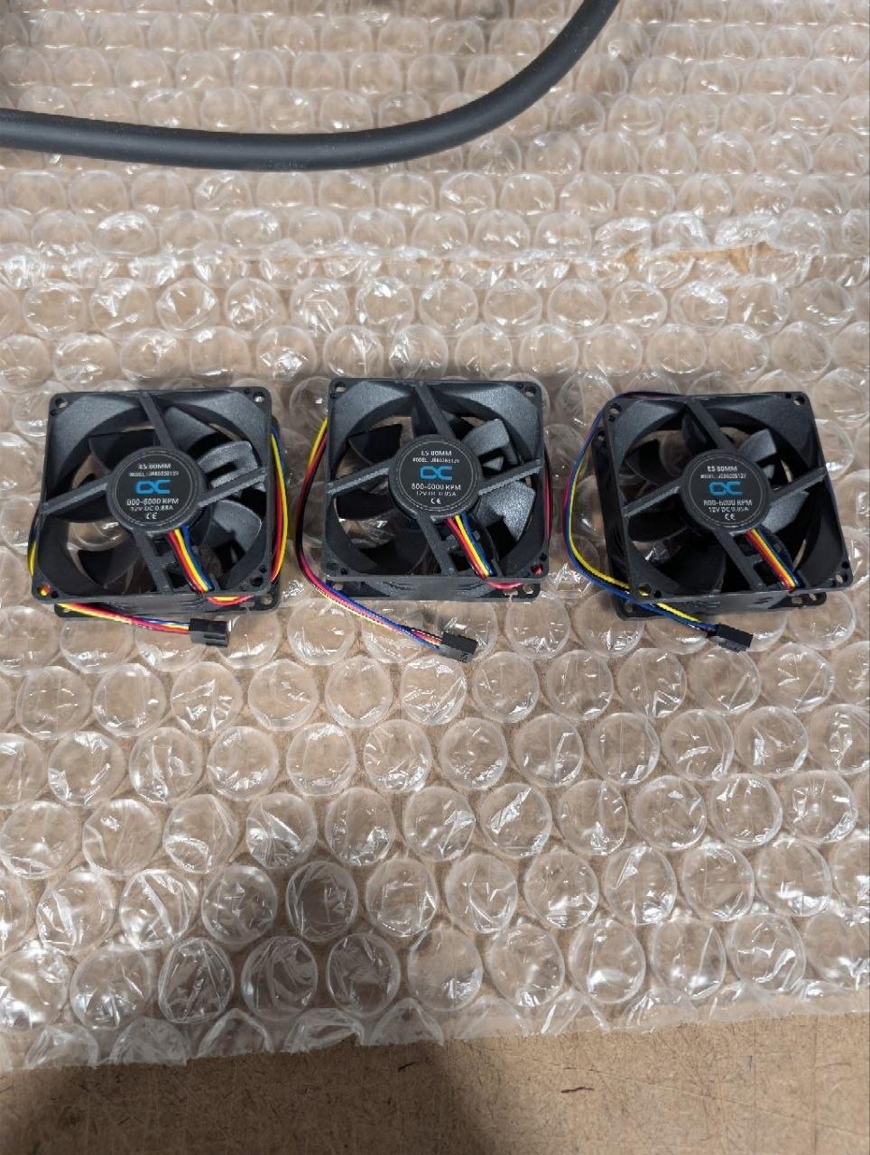 Alphacool Eisbaer Pro ES 80mm Triple HPE + 3x ES PWM Fans - (11972)