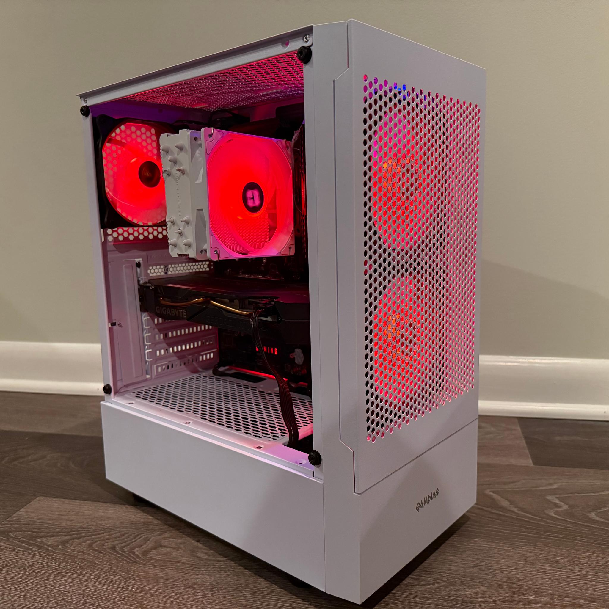 2060 Super, Ryzen 5 3600 Gaming PC 1080p Beast