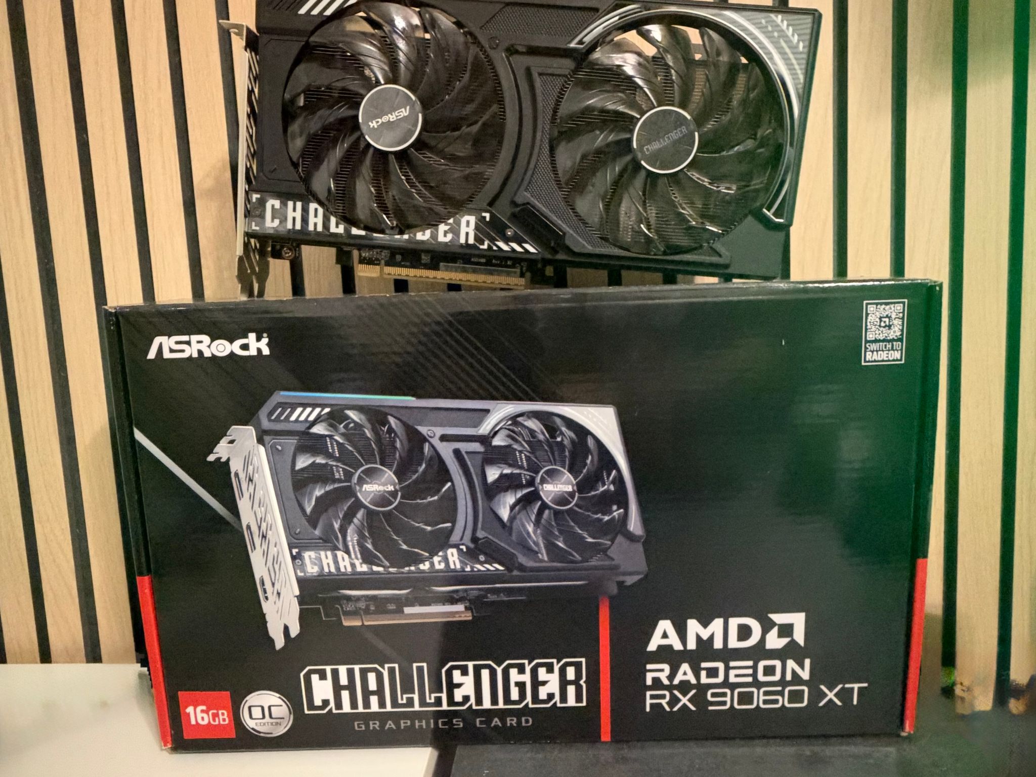 ASRock Challenger RX 9060XT