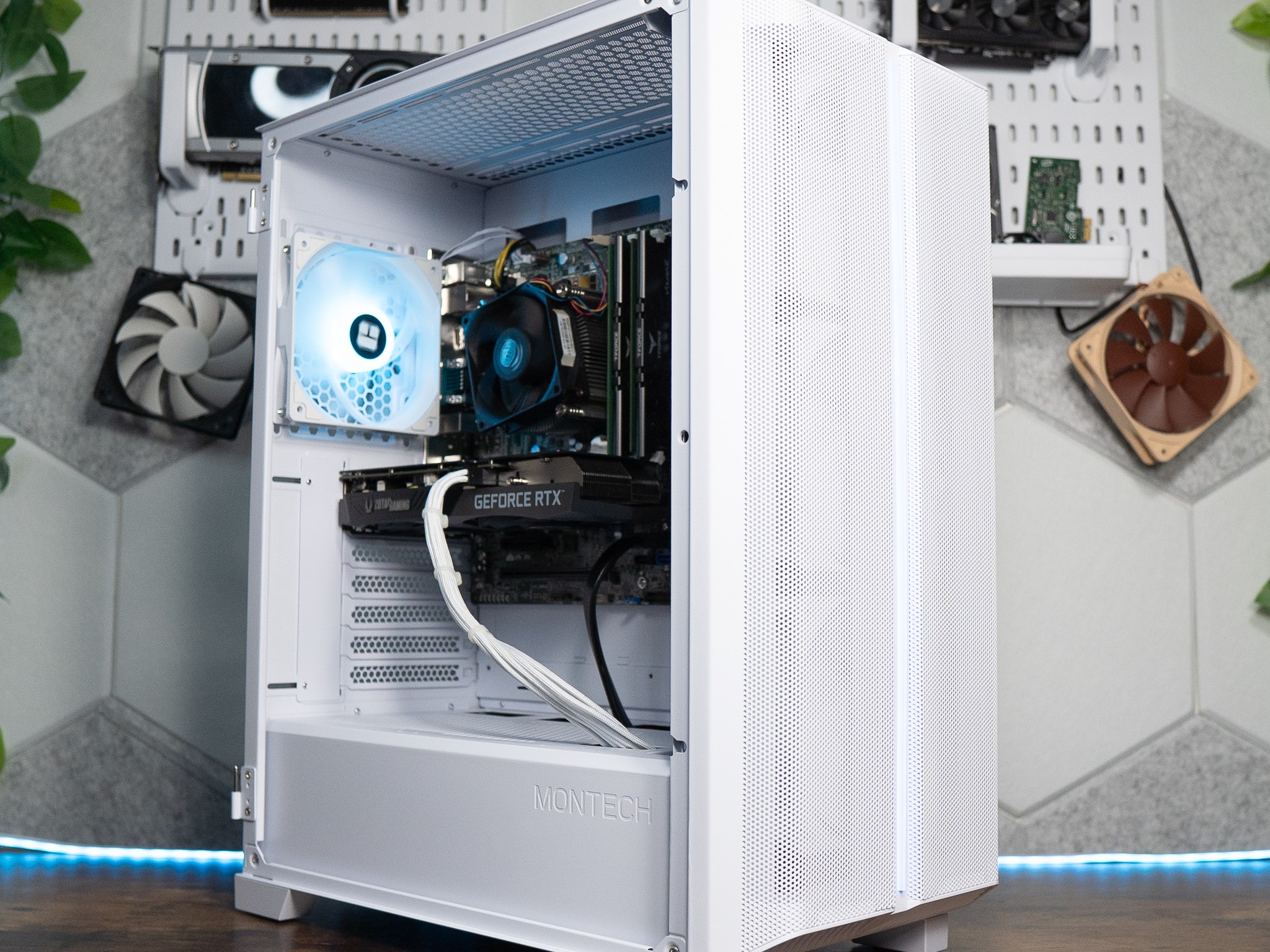 🍃🍃 | ZOTAC RTX 3060 12GB | INTEL i7 7700K | 32GB DDR4 RAM | 512GB SSD + 500GB HDD | Mint Guardian