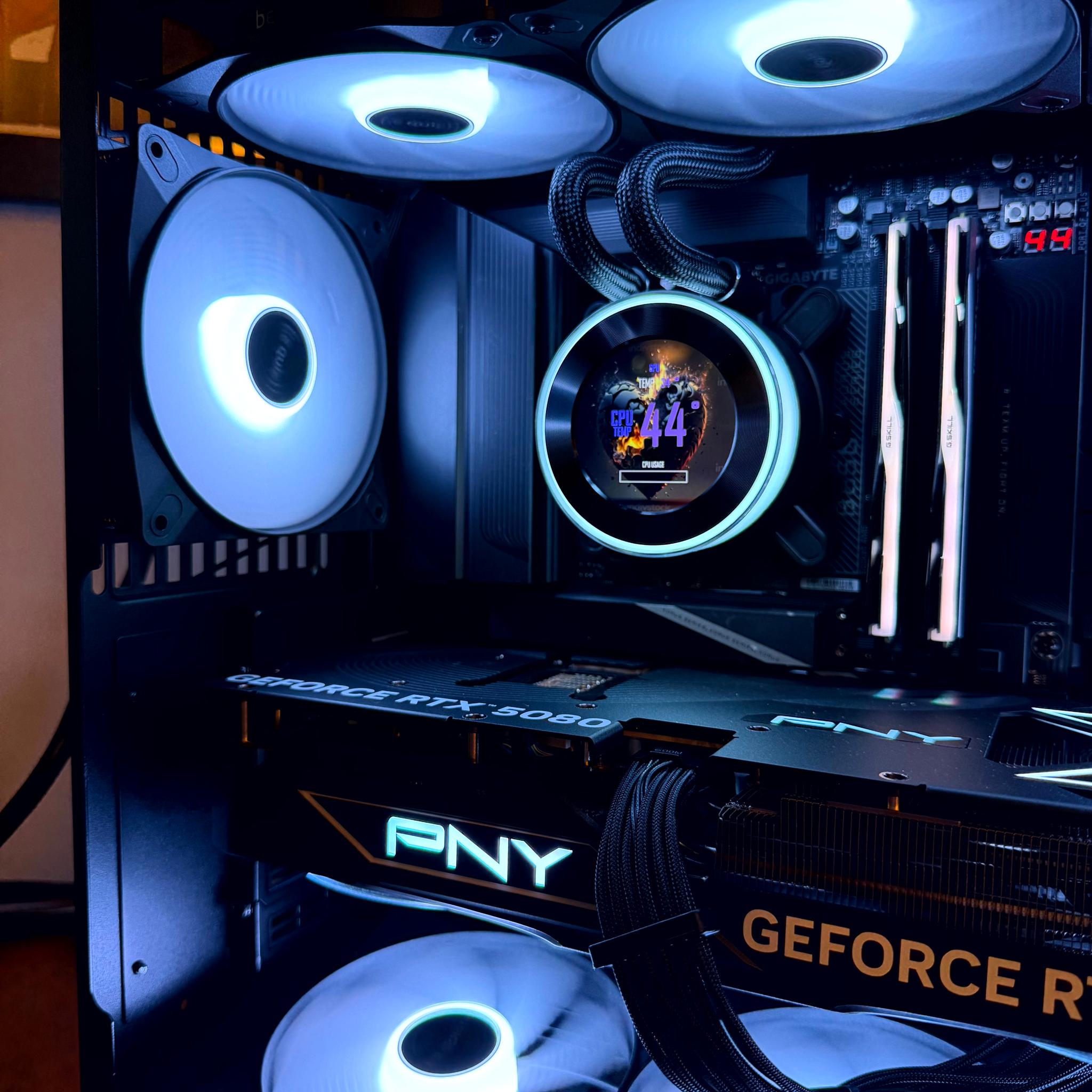 Dark Heart - RTX 5080 OC | Ryzen 7 9800x3d | 2TB | 32GB @6400 MT/sec CL30 | 1200W Platinum PSU