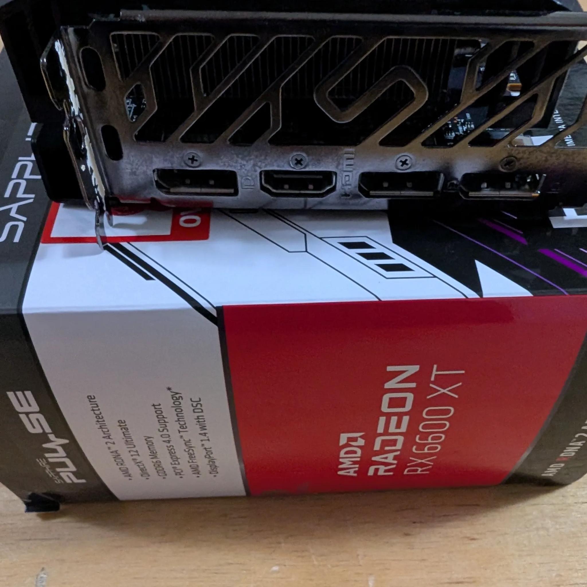 Sapphire Pulse AMD RX 6600 XT 8GB