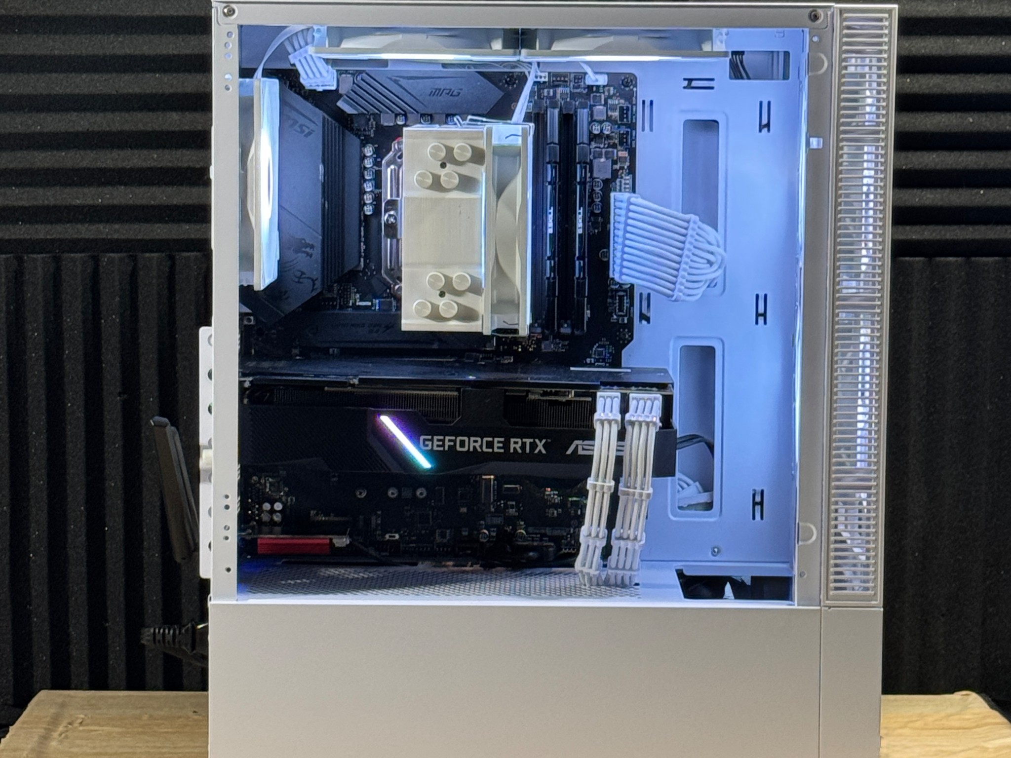 ⚪️🔥 RTX 2070 Super | Ryzen 5 5500 | 16GB DDR4 | 500GB SSD | WiFi + BT