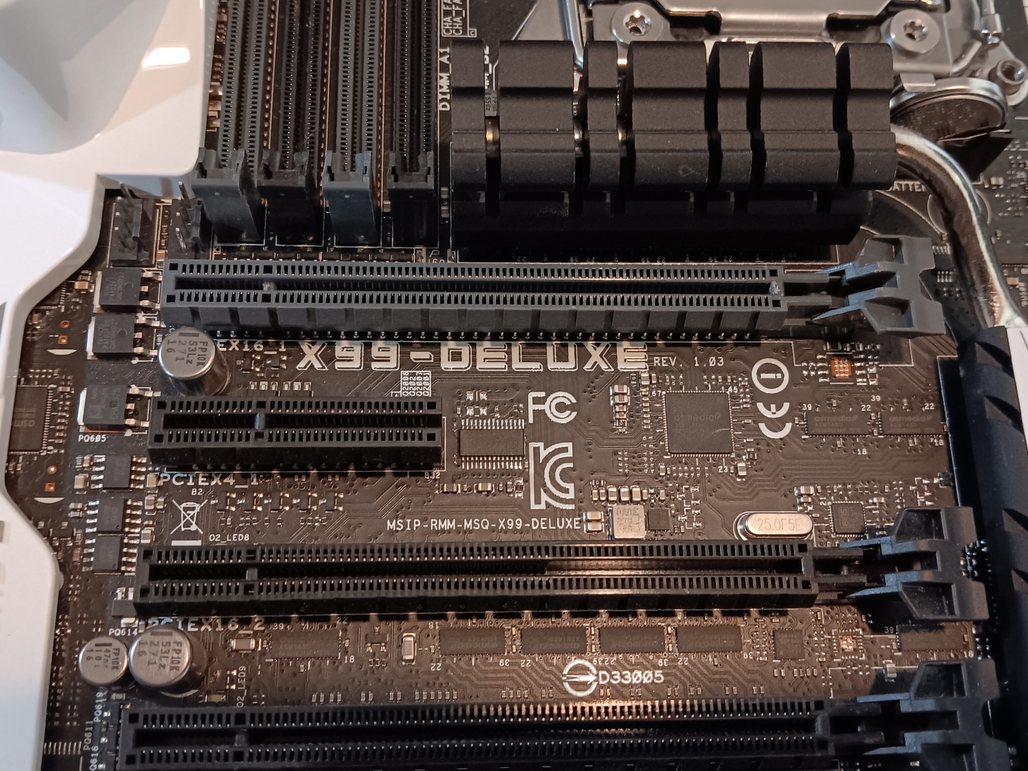 Asus X99-Deluxe MB, TWO Intel CPUs, 32GB DDR4 RAM, I/O Shield