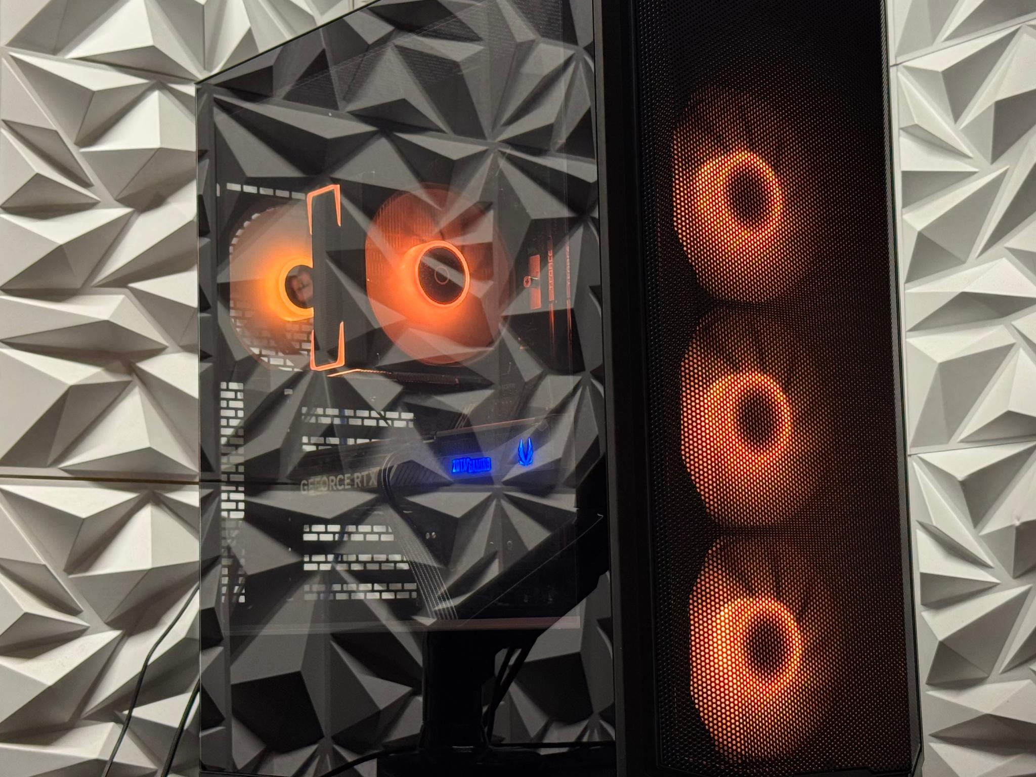 RTX 5070 / Ryzen 7 7700x / 32GB DDR5 / 1TB SSD / Gaming / Streaming / Creator / New With warranty