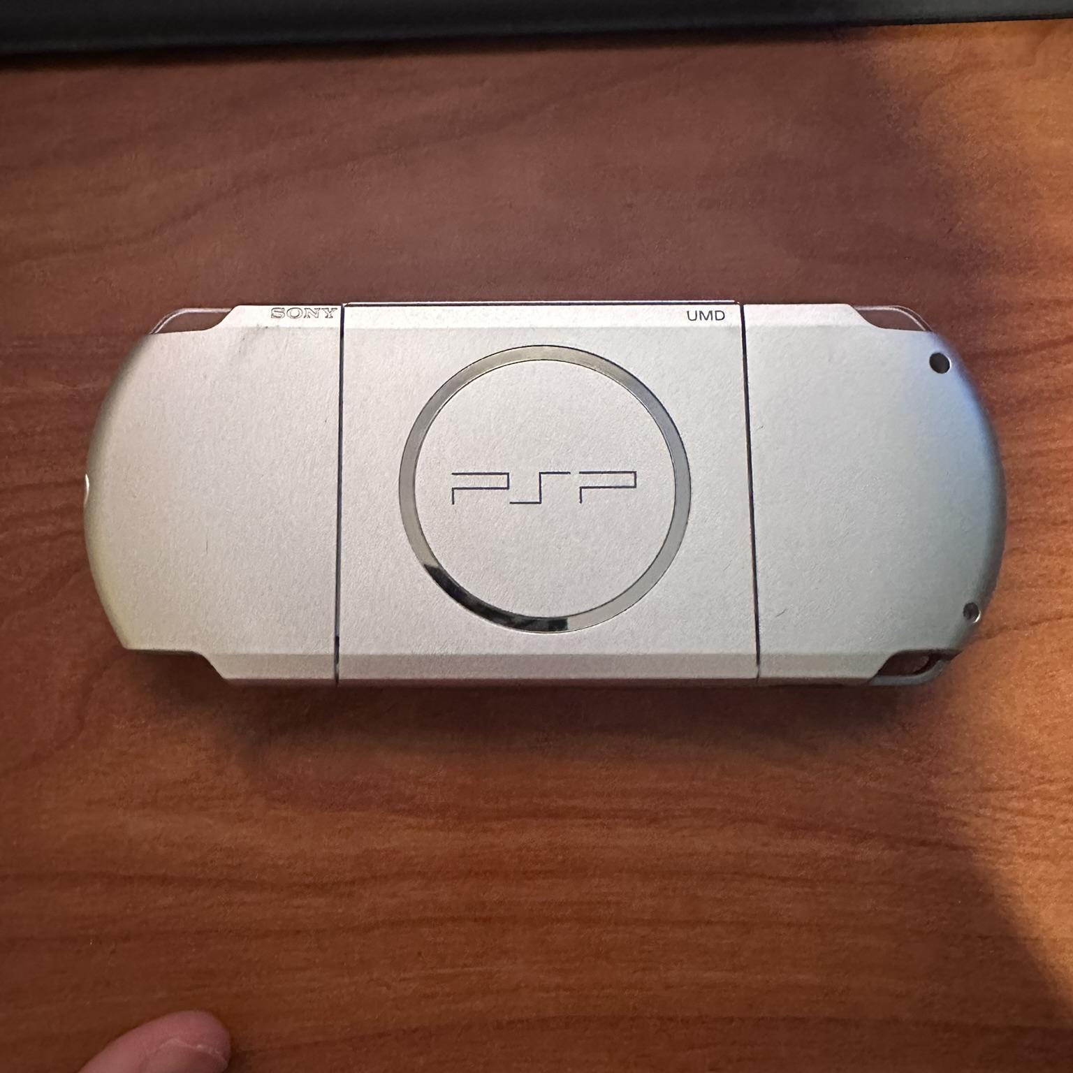 Sony PSP 3000 – Custom Modded + 16GB SD Upgrade – Excellent Condition
