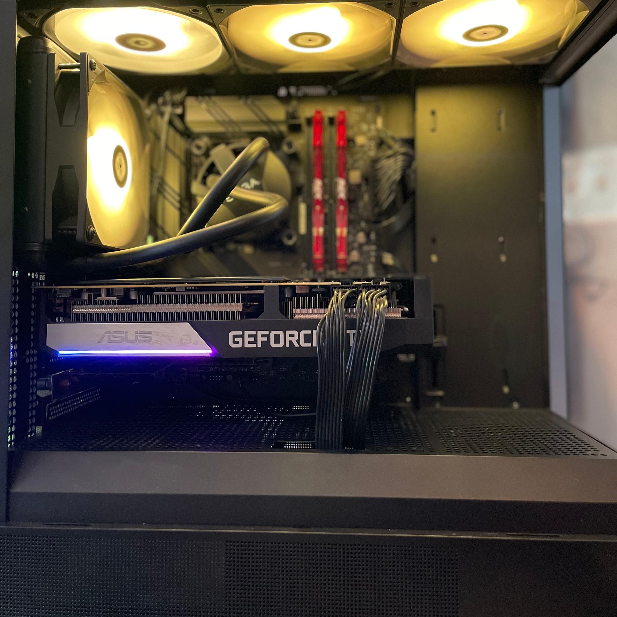 Gaming PC / content creation | GEFORCE 3070| INTEL i7 | 32GB RAM | WINDOWS 11 | WIFI & BT