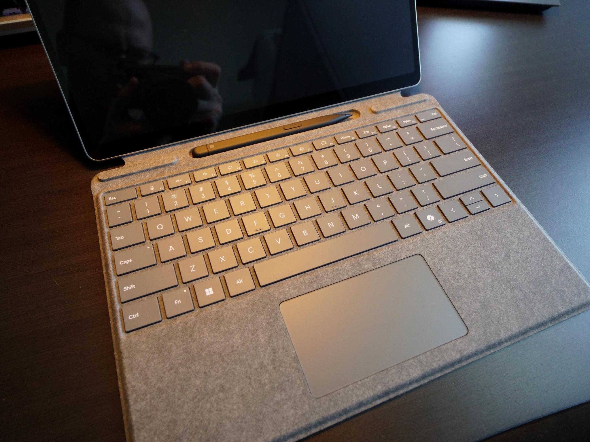 Microsoft Surface Pro 11 Snapdragon X Elite w/ Keyboard and Pen
