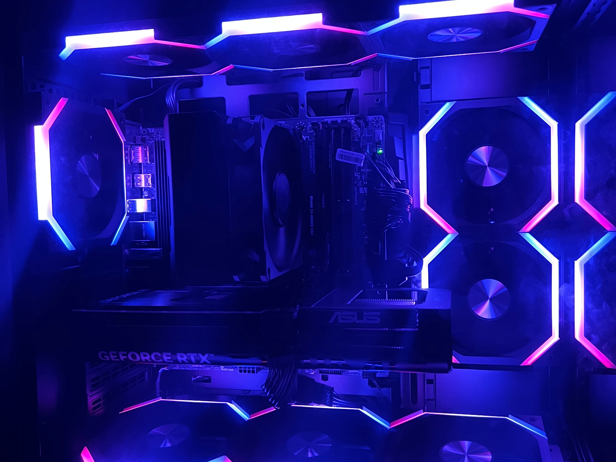 Brand New Custom Built PC | Ryzen 5 7500X3D | RTX 5070 12GB | 16GB DDR5 | 1TB SSD | READ DESCRIPTION