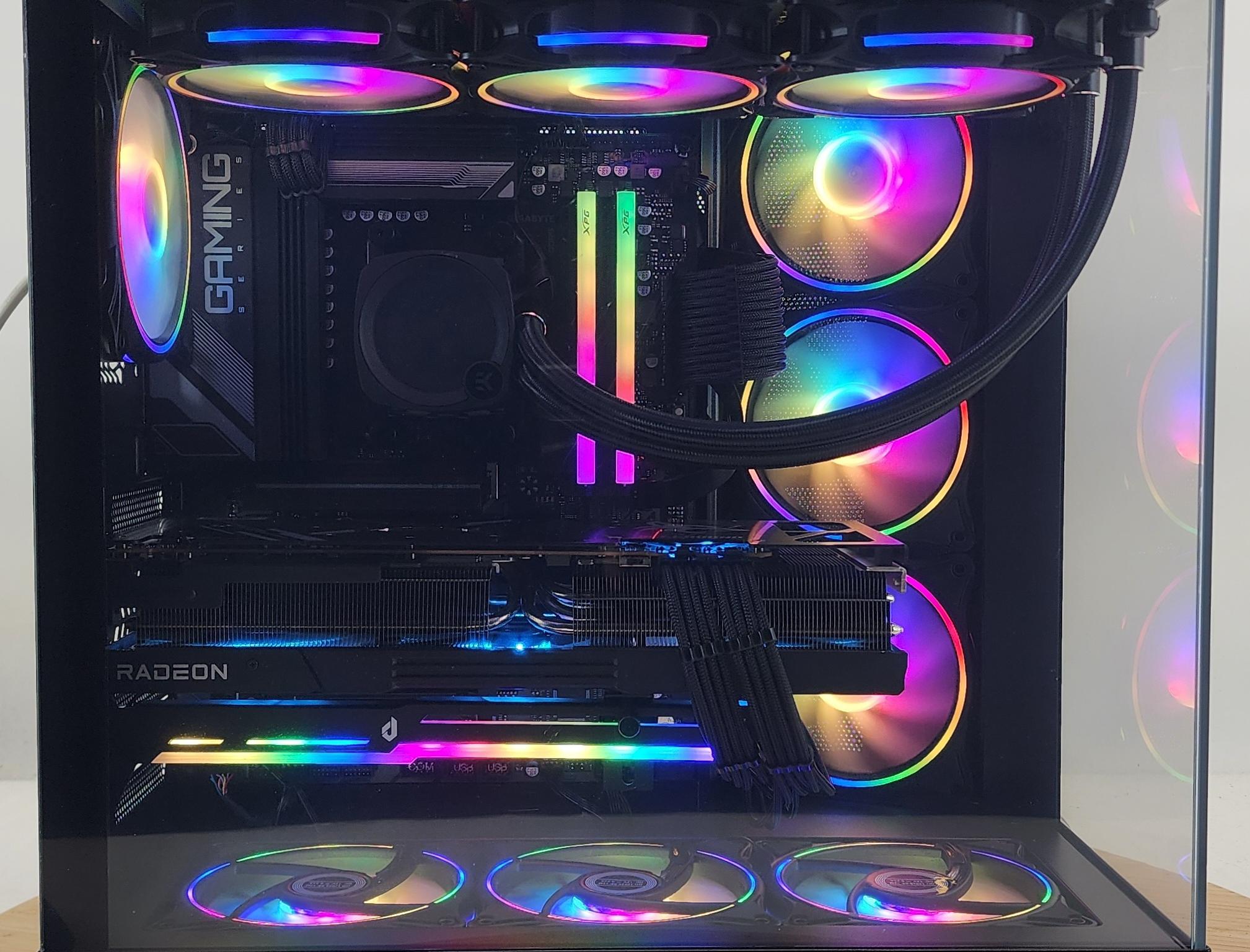 Gaming PC Ryzen 9 7950X 32GB RAM 2TB SSD RX 7900 XTX 24GB Win11 Computer