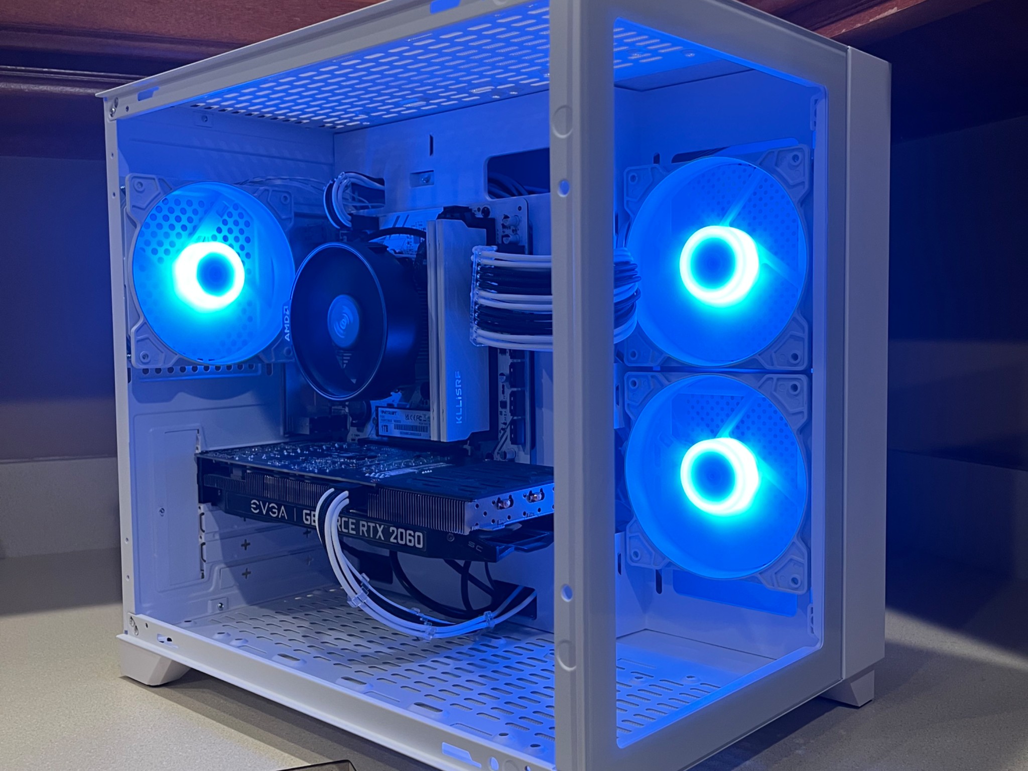❄️❄️ Whiteout Pc - Rtx 2060, Ryzen 7